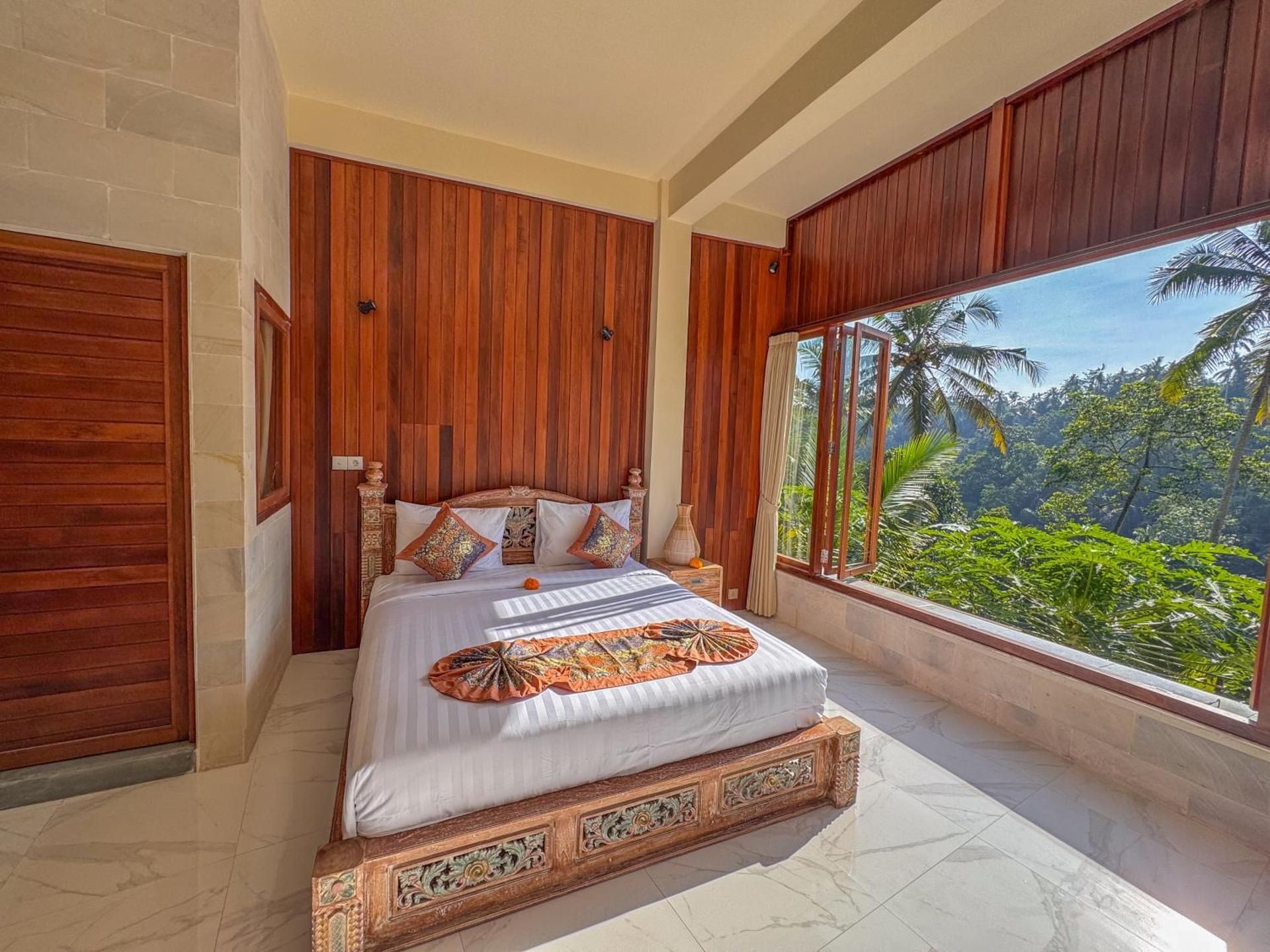 Suite with River View