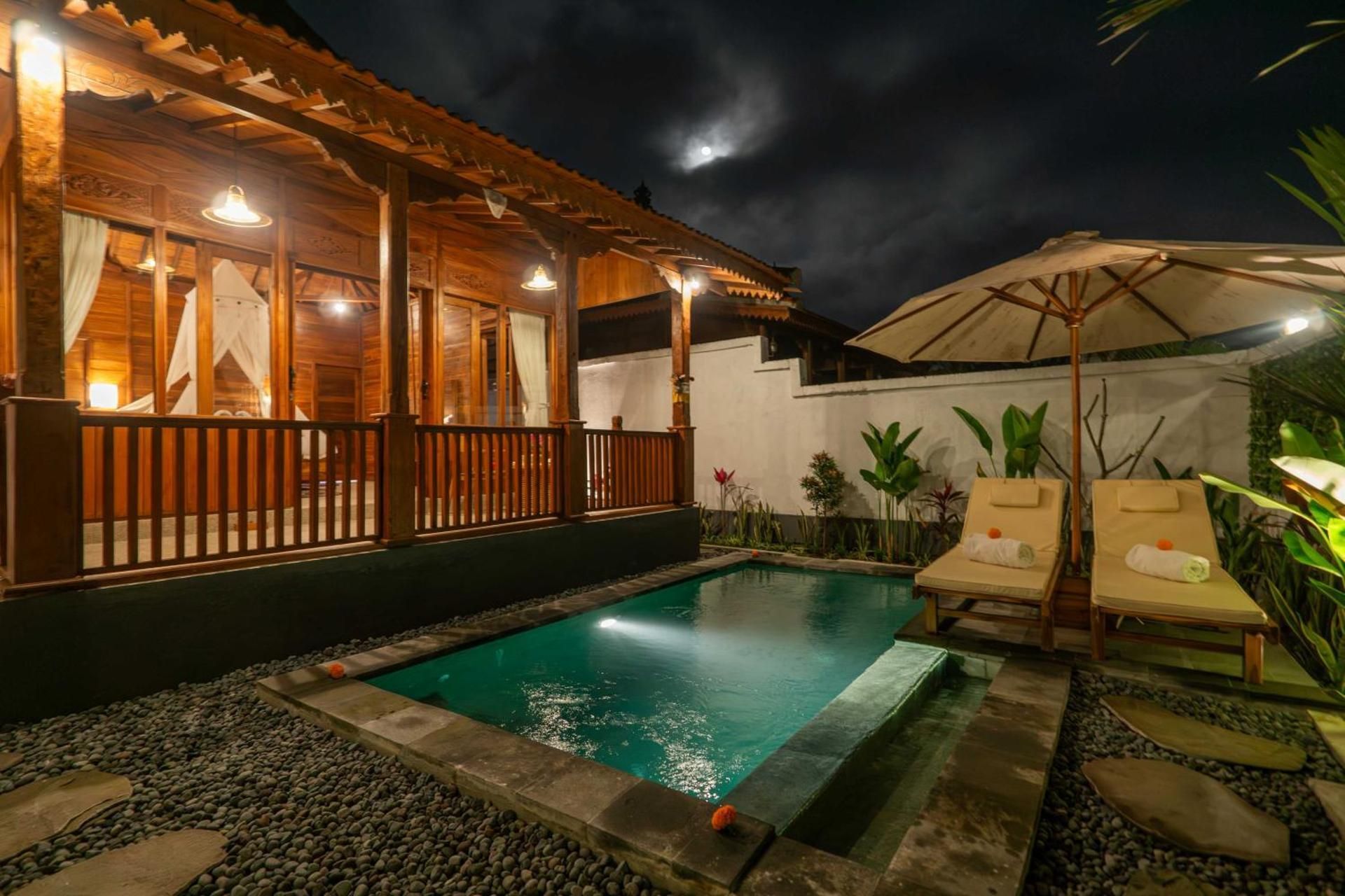 Villa with Private Pool