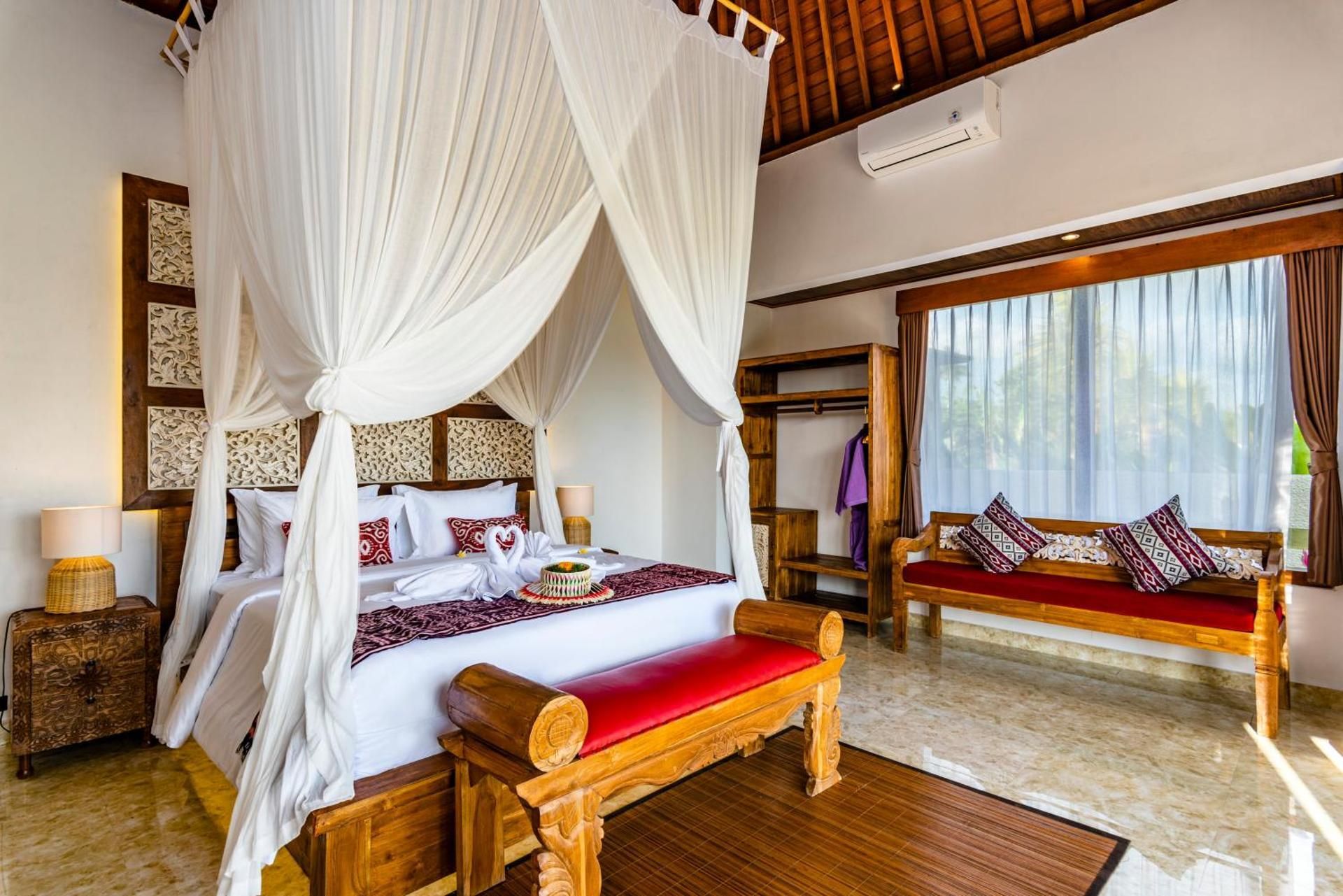 One Bedroom Private Pool Villa With Rice Field View