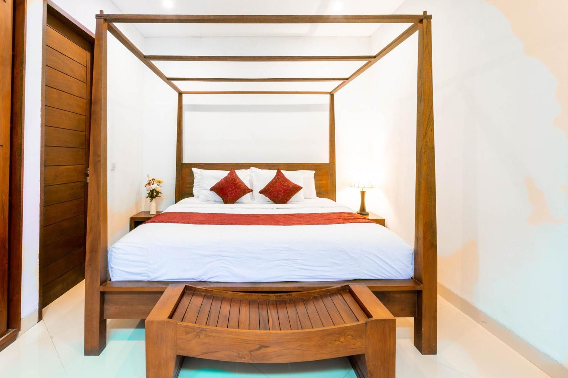 Suite Room With Pool View