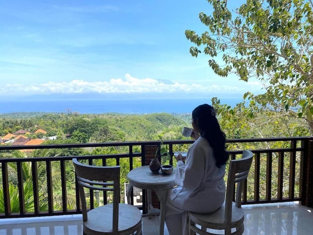 Paradisehill Nusa Penida Resort Suite, Balcony, Ocean View 3