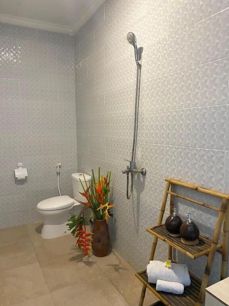 Paradisehill Nusa Penida Resort Deluxe Twin Room, Patio, Pool View 3