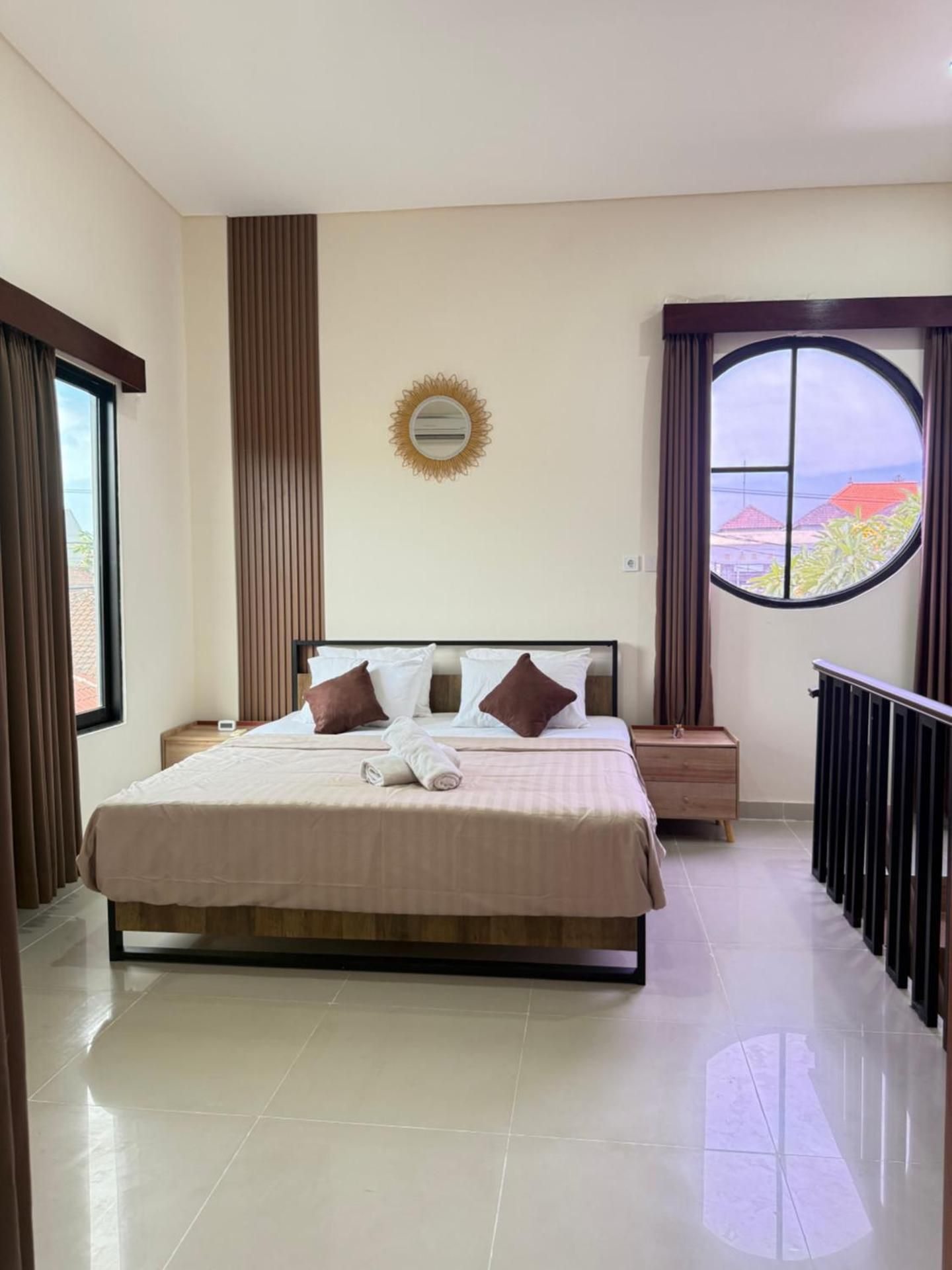 Superior King Room