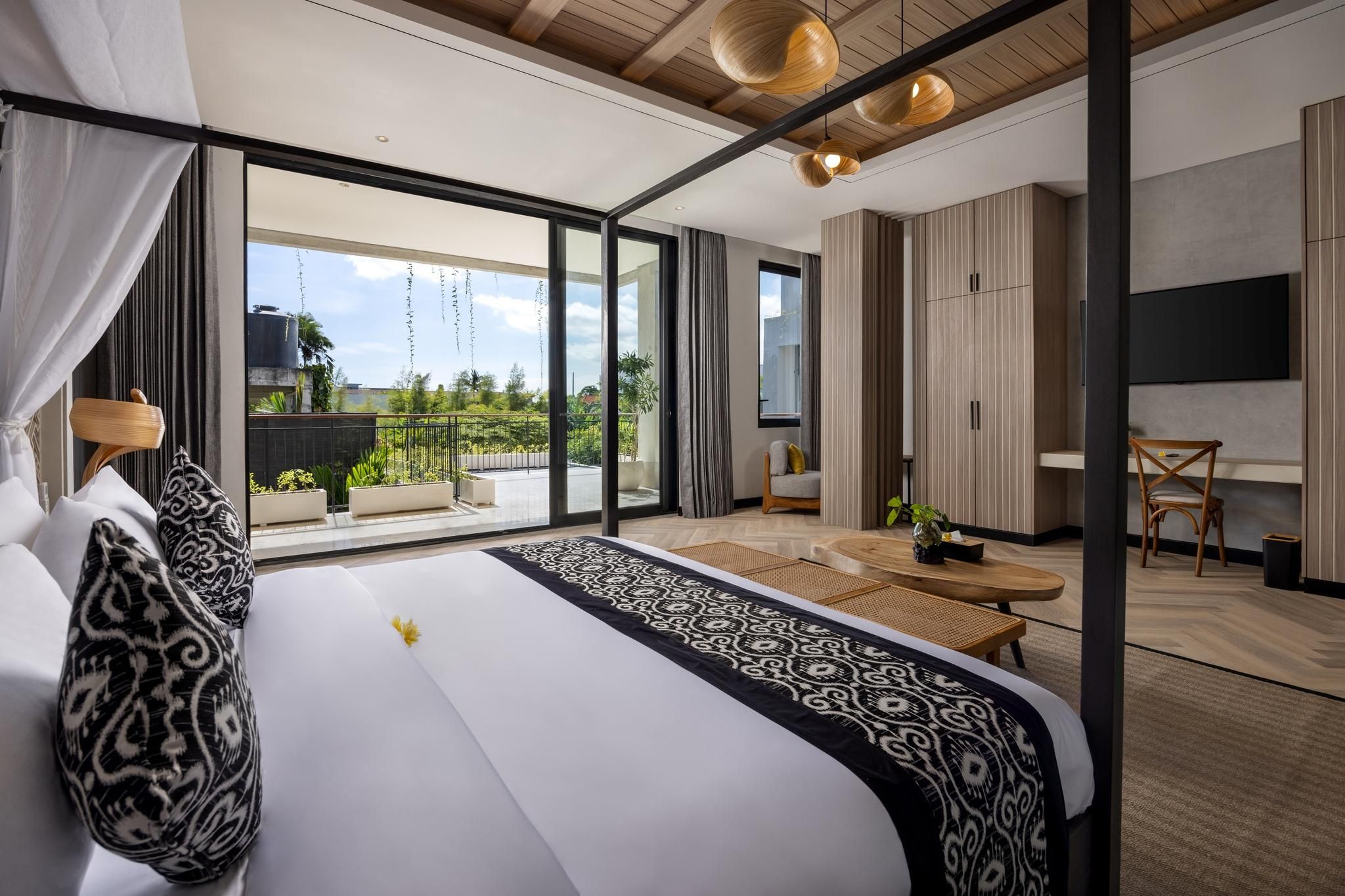 Three Bedroom Private Pool Villa with Twin Room