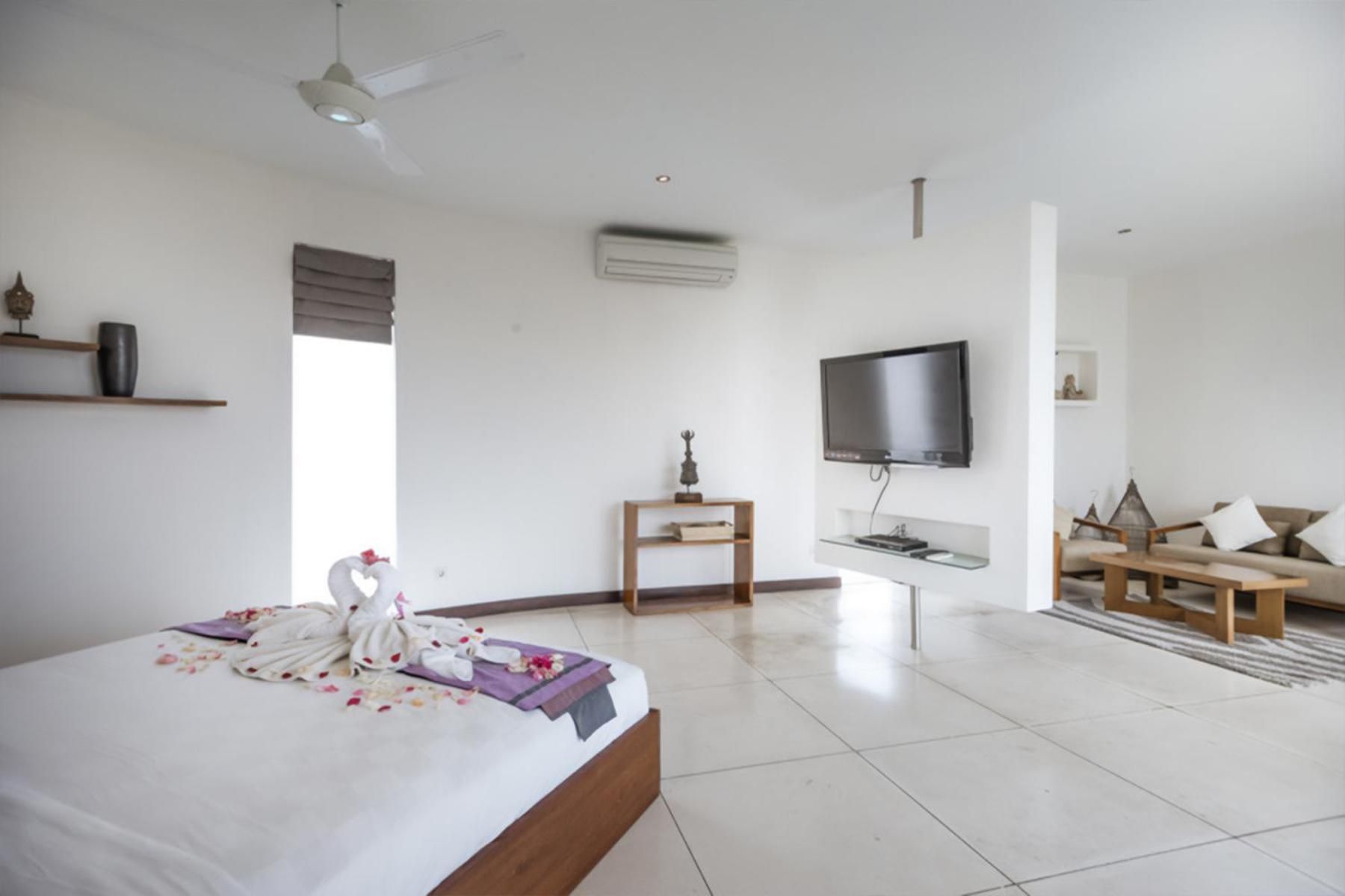 Standard Villa