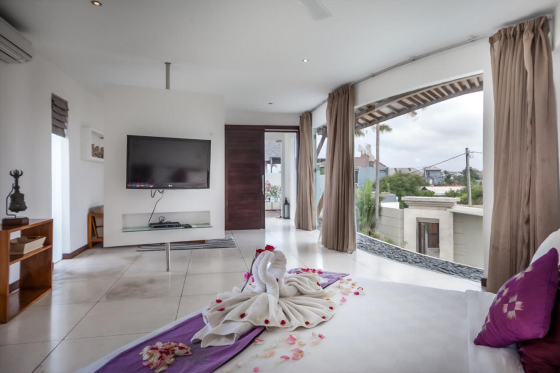 Standard Villa