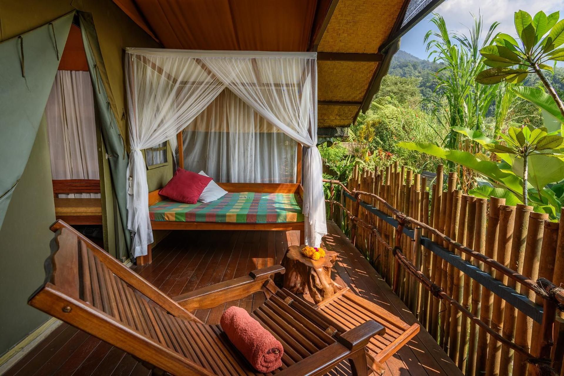 Deluxe Glamping