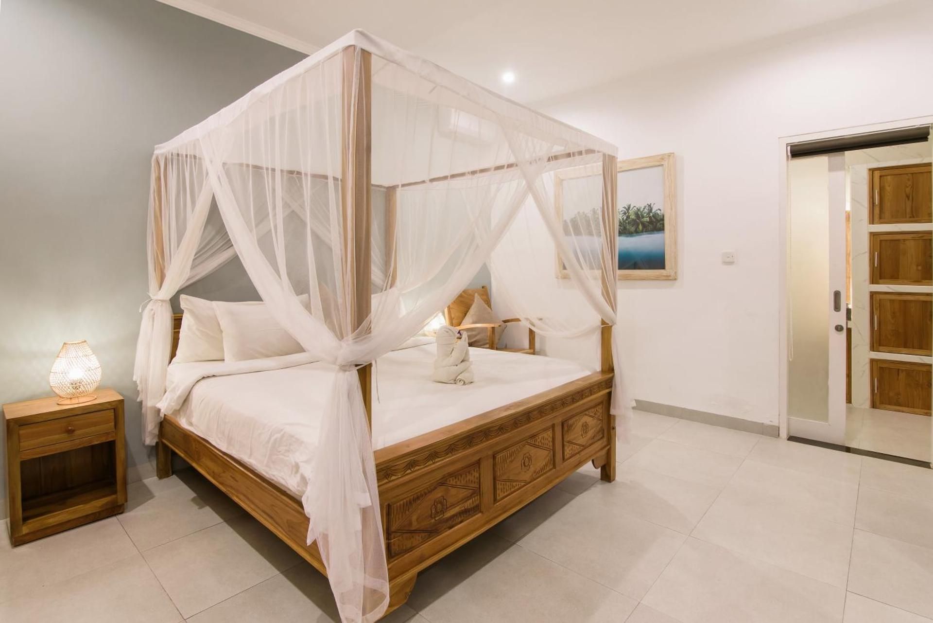 Large Double Room