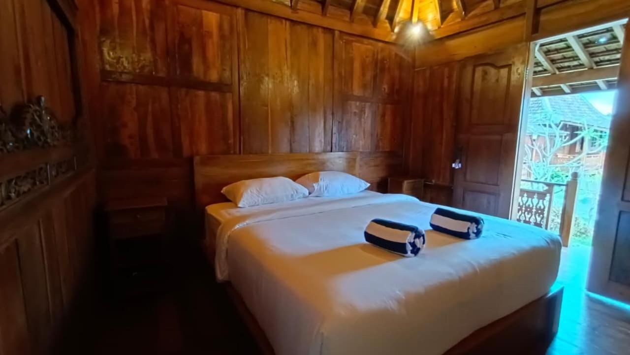 Double Room with Pool View
