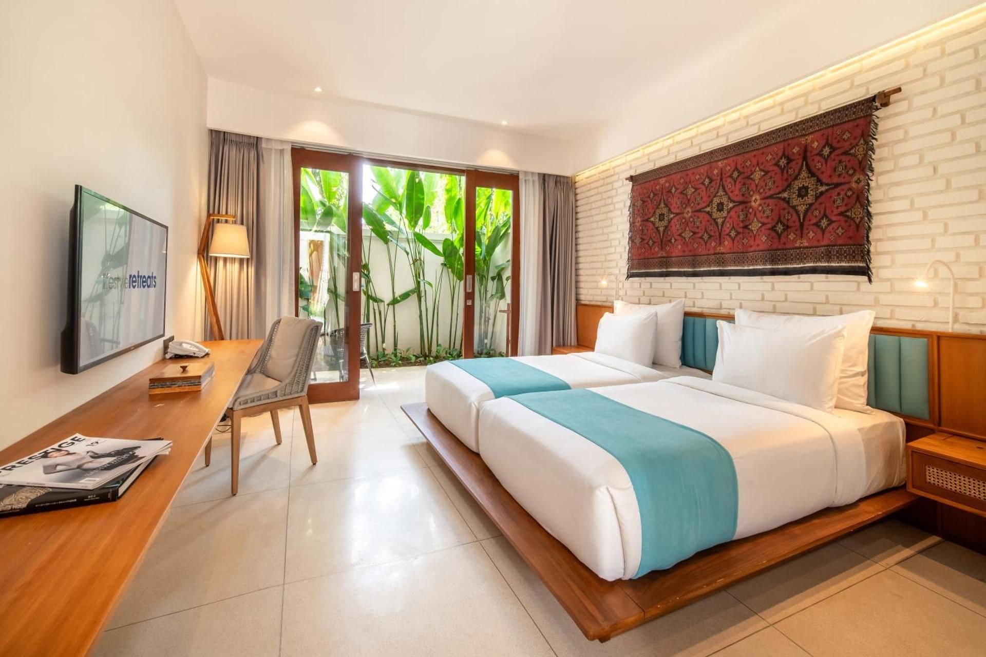 Deluxe Double or Twin Room