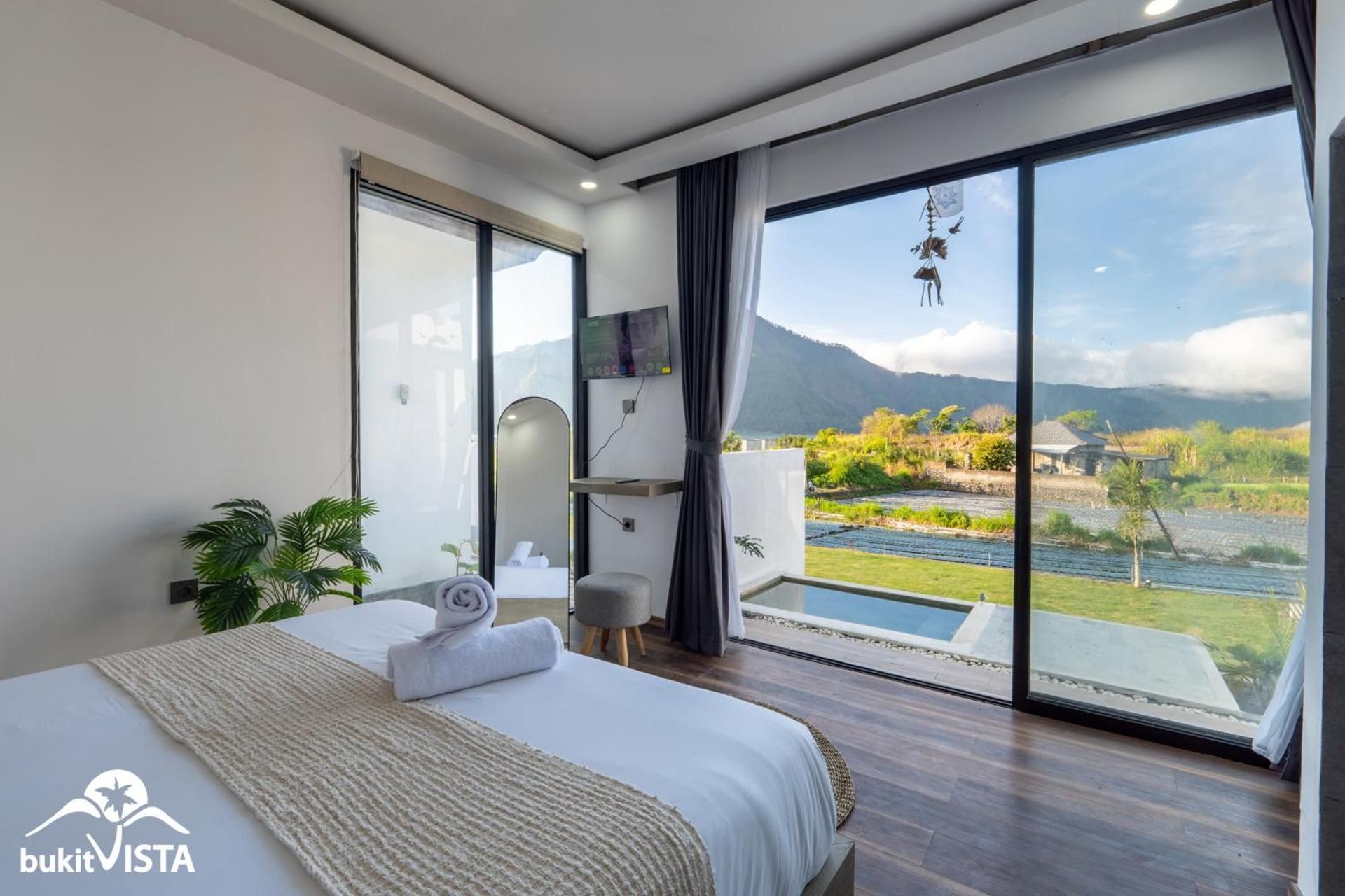 Double Room with Mountain View