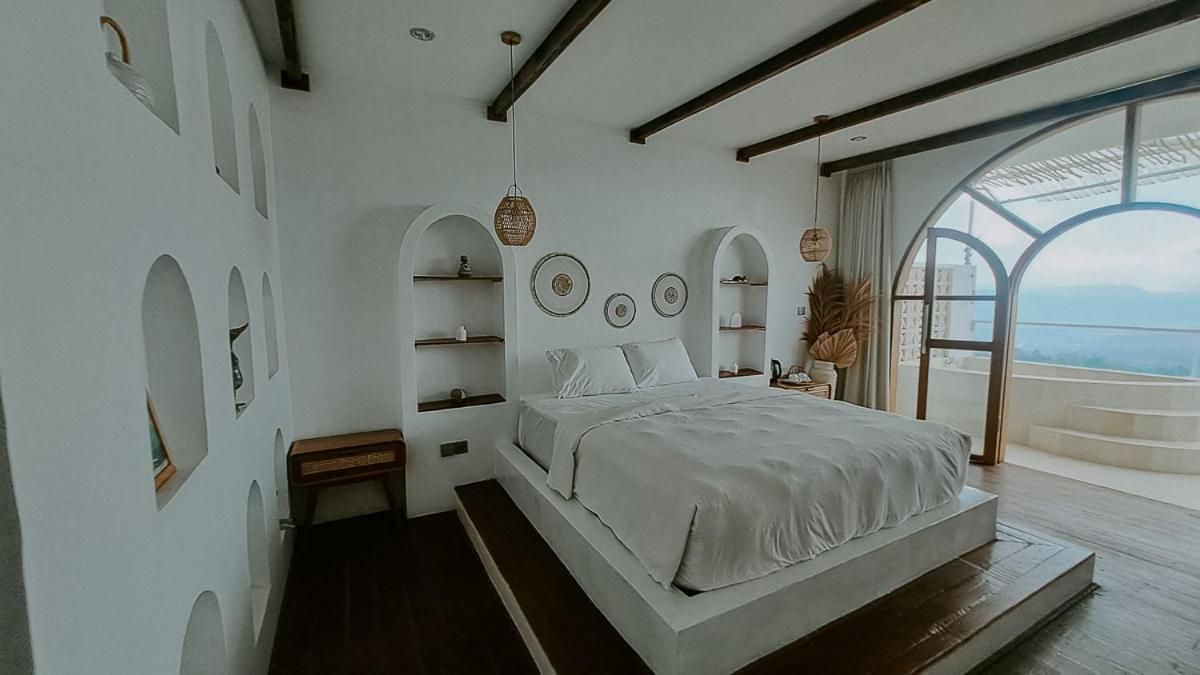 Suite with Private Pool