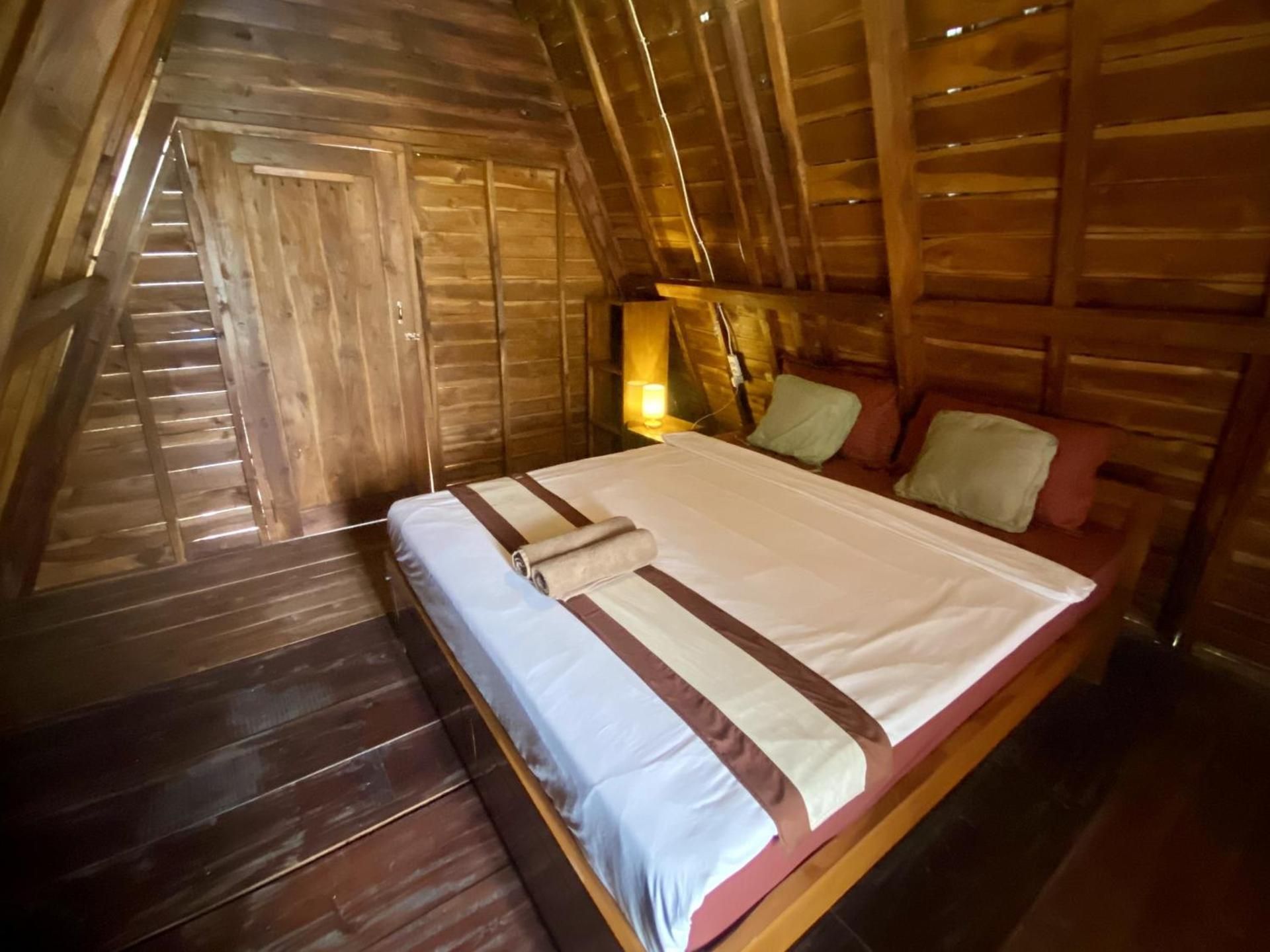 Double Room with Lake View