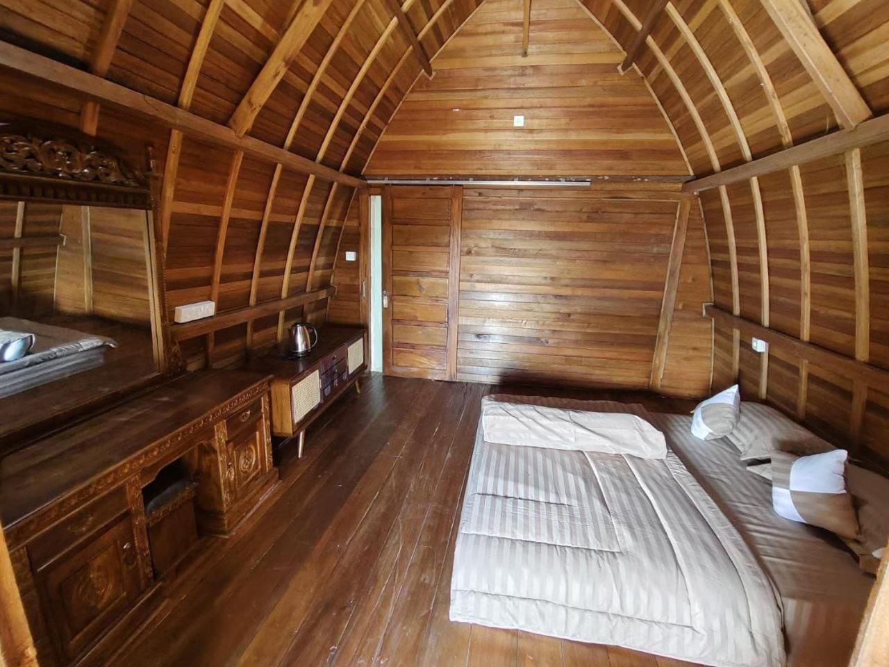 Double Room with Lake View