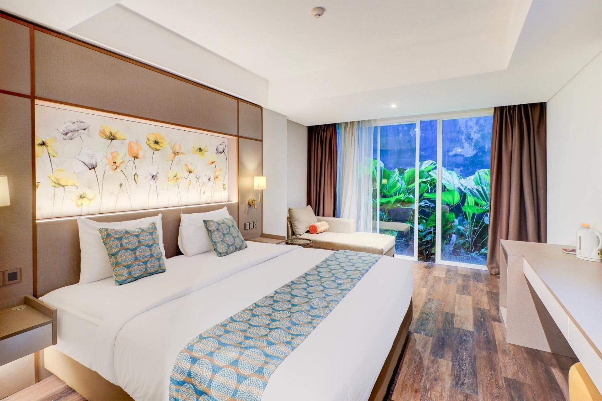King Suite with Balcony
