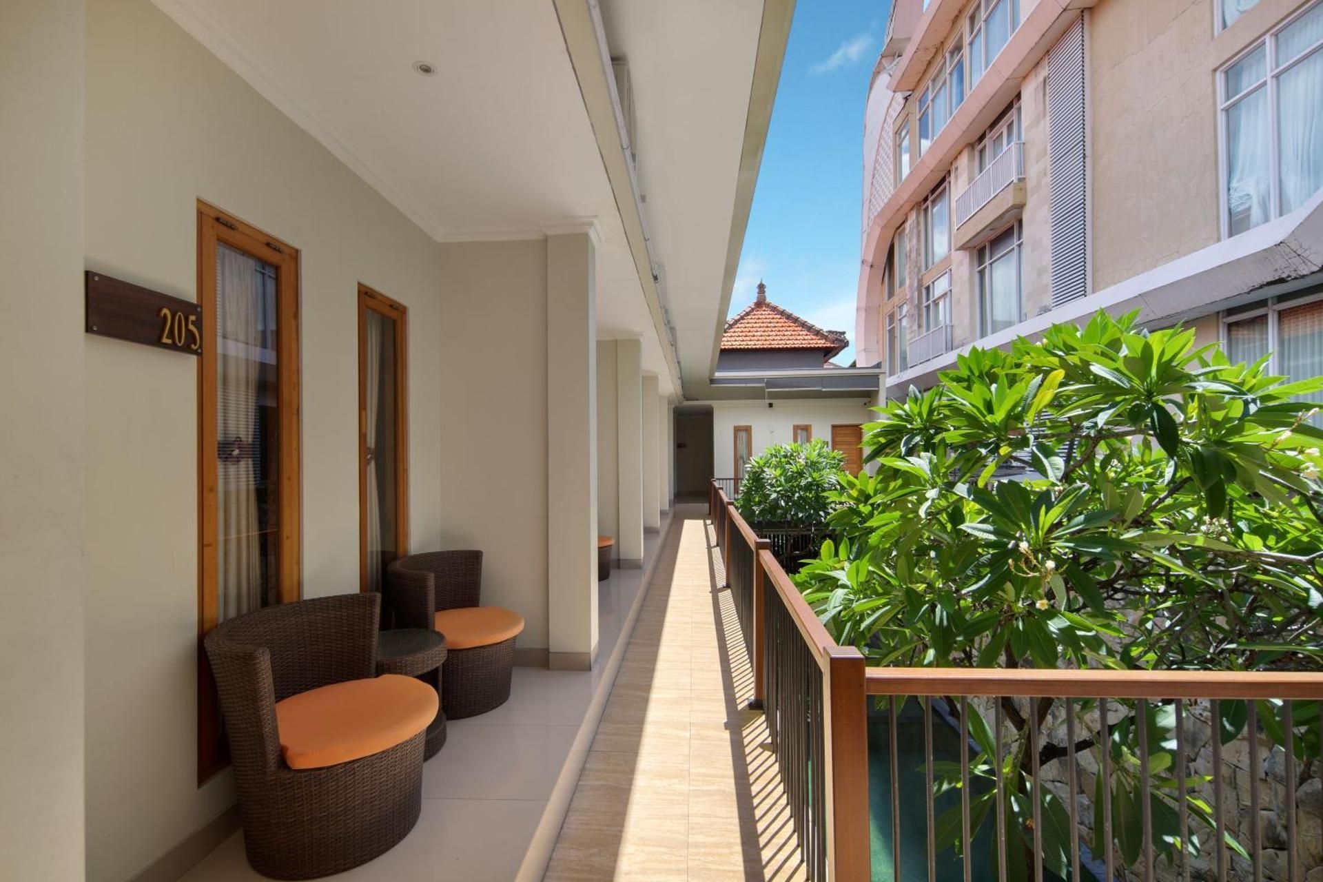 Deluxe Double or Twin Room