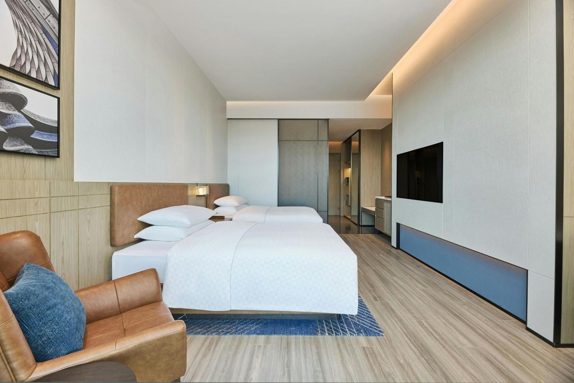 Double Room with Two Double Beds and Bay View