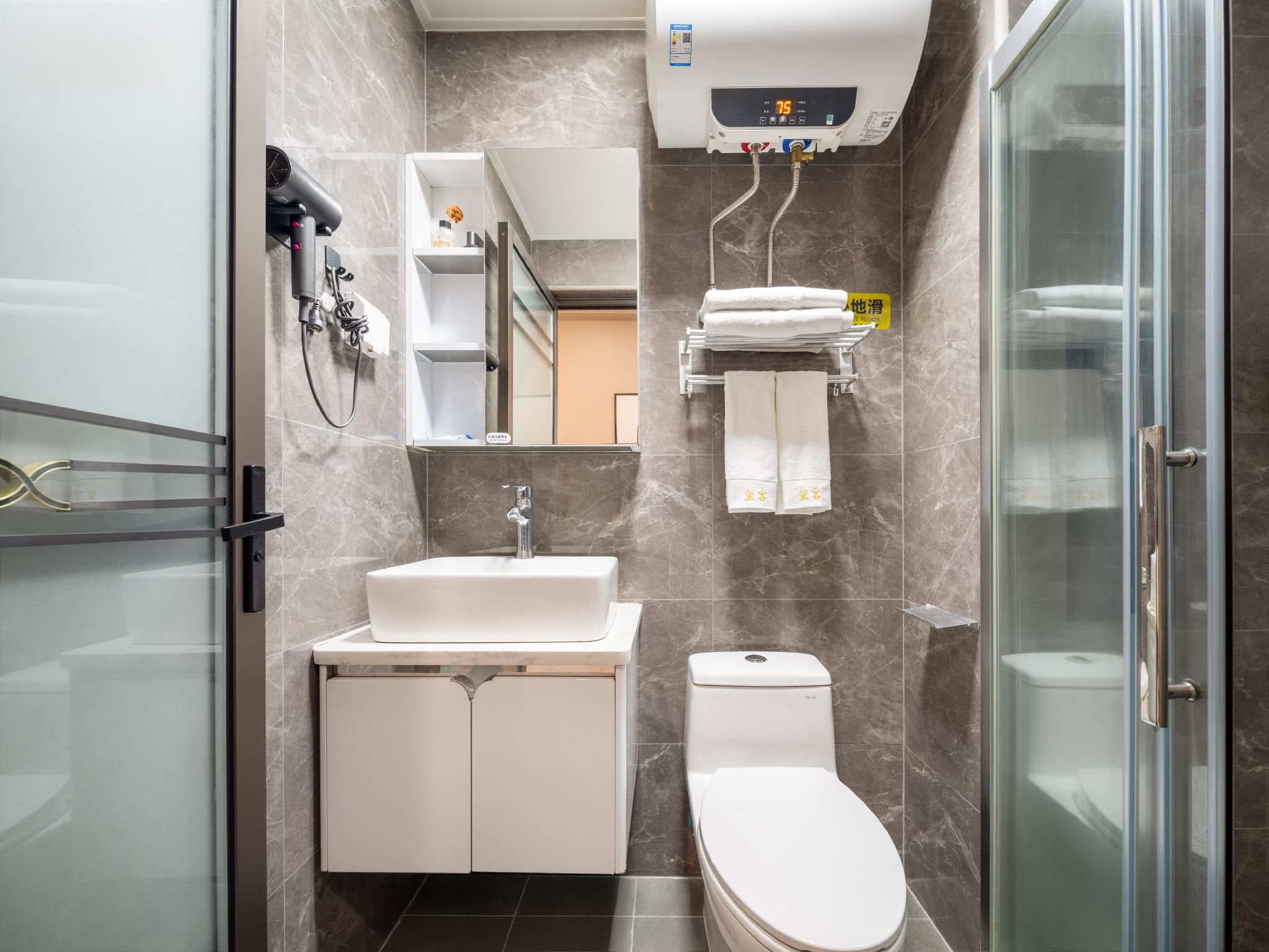 Honor U Xike Service Apartment Deluxe Duplex Twin Room 3