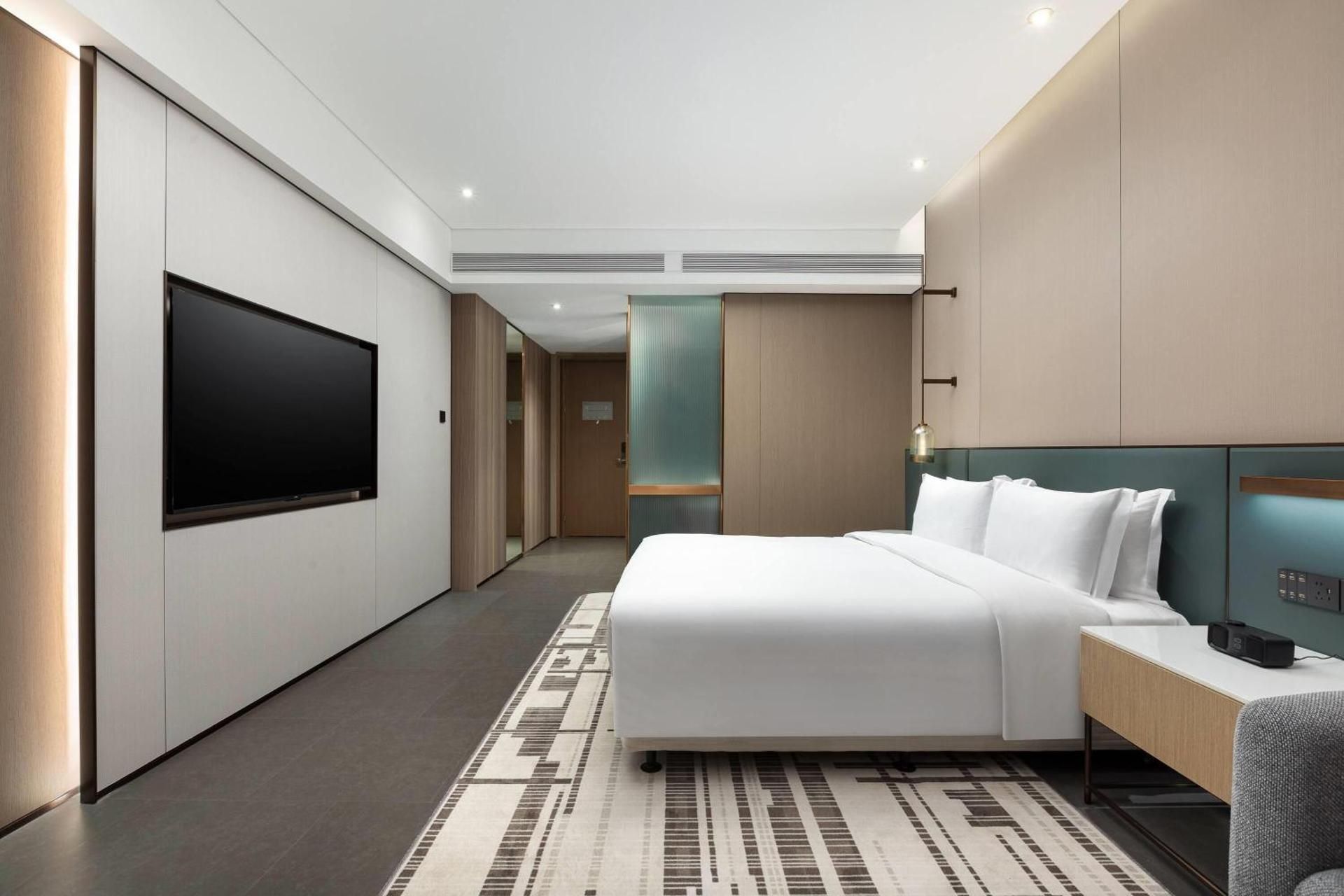 Business King Room - Non-Smoking