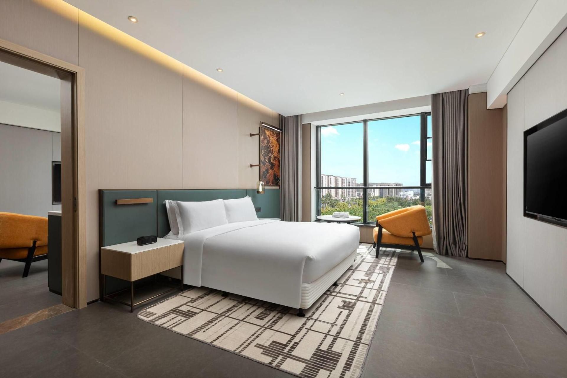 Business King Suite - Non-Smoking