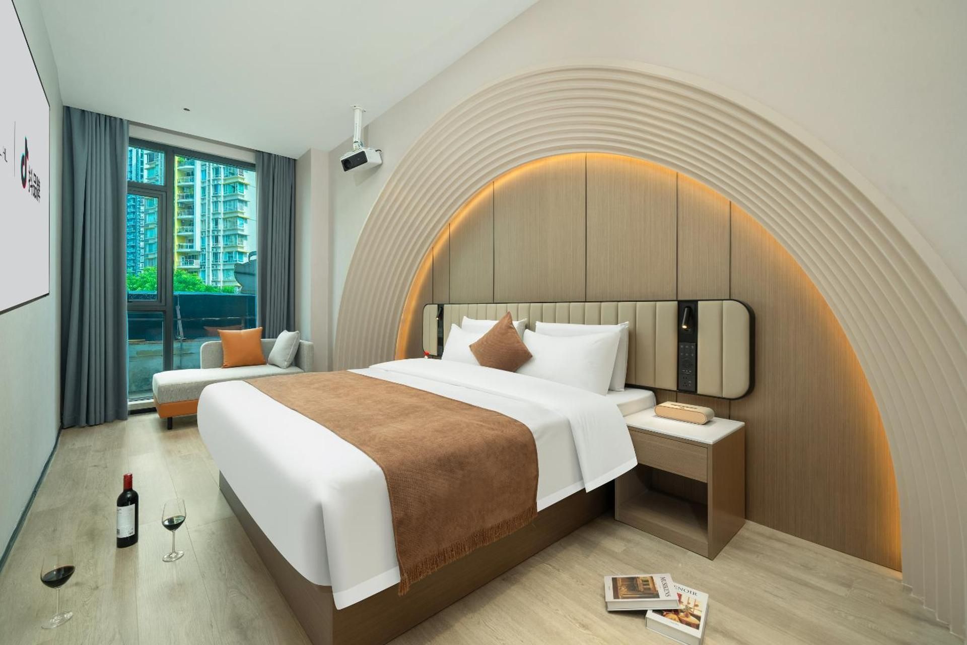 Large Single Room