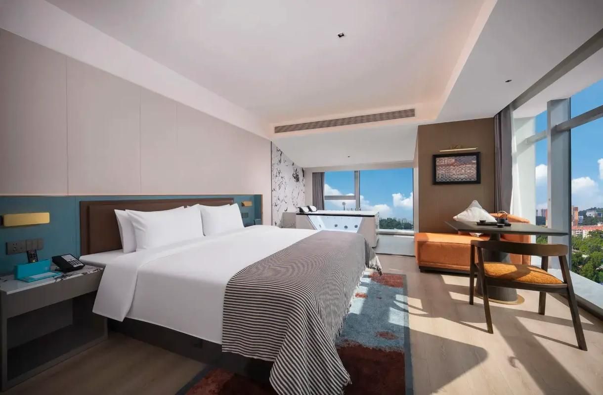 Sky View King Room