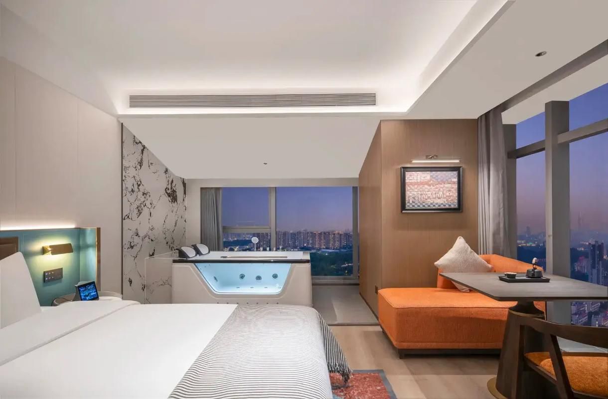 Sky View King Room
