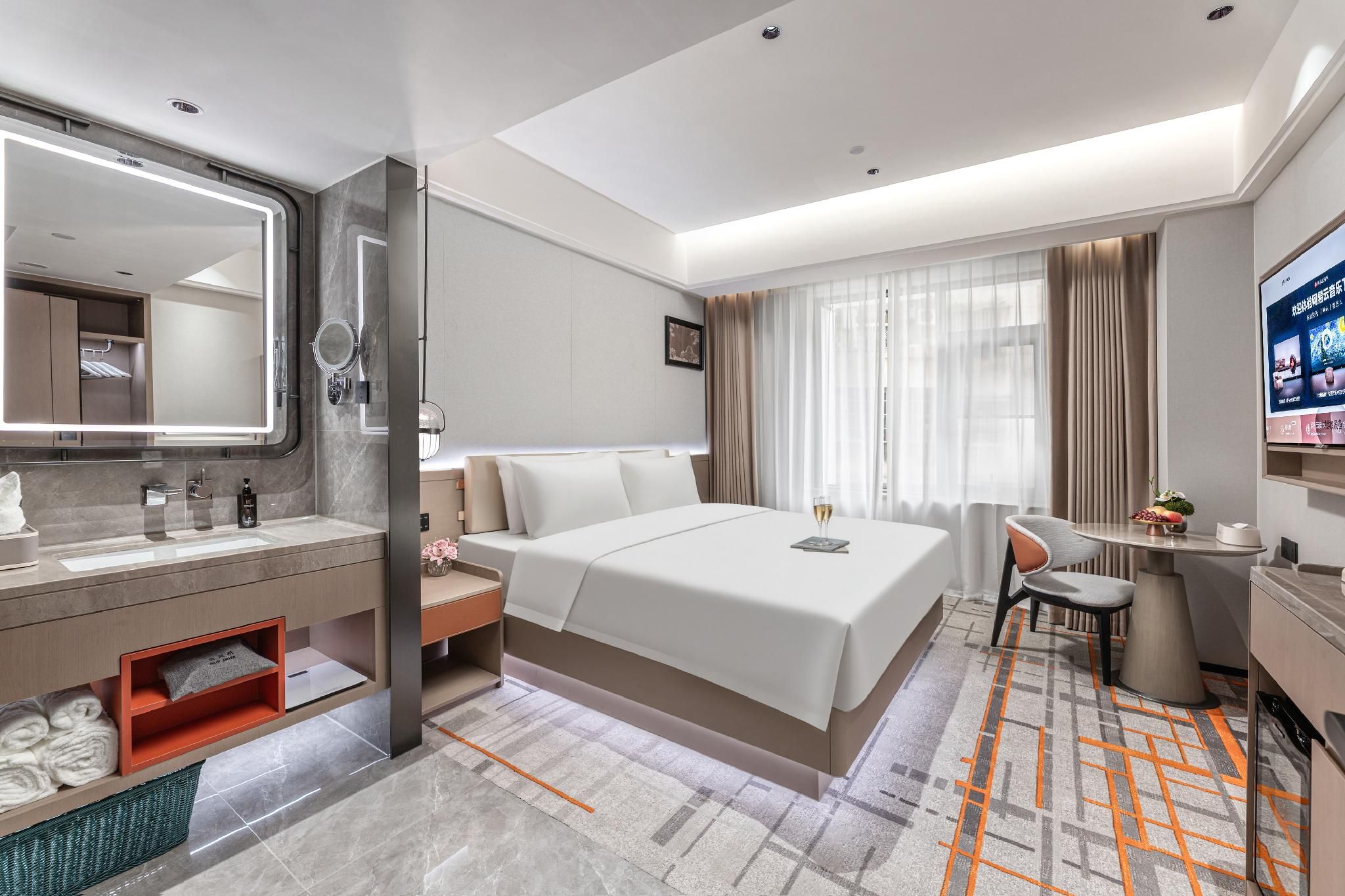 Comfort King Room