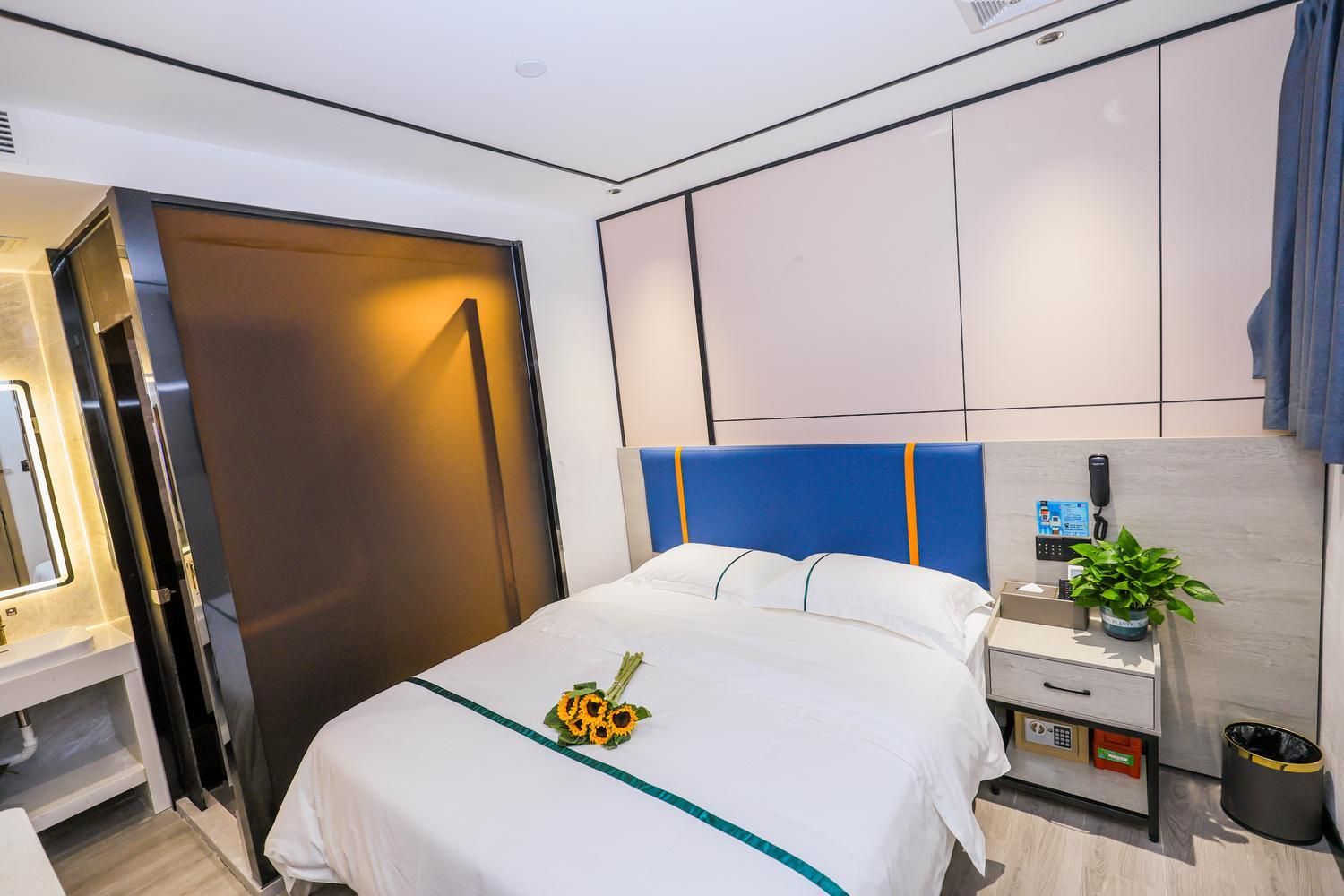 Promotion Room-Special offer