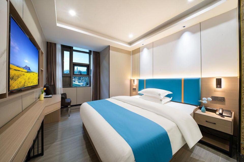 Business Queen Room