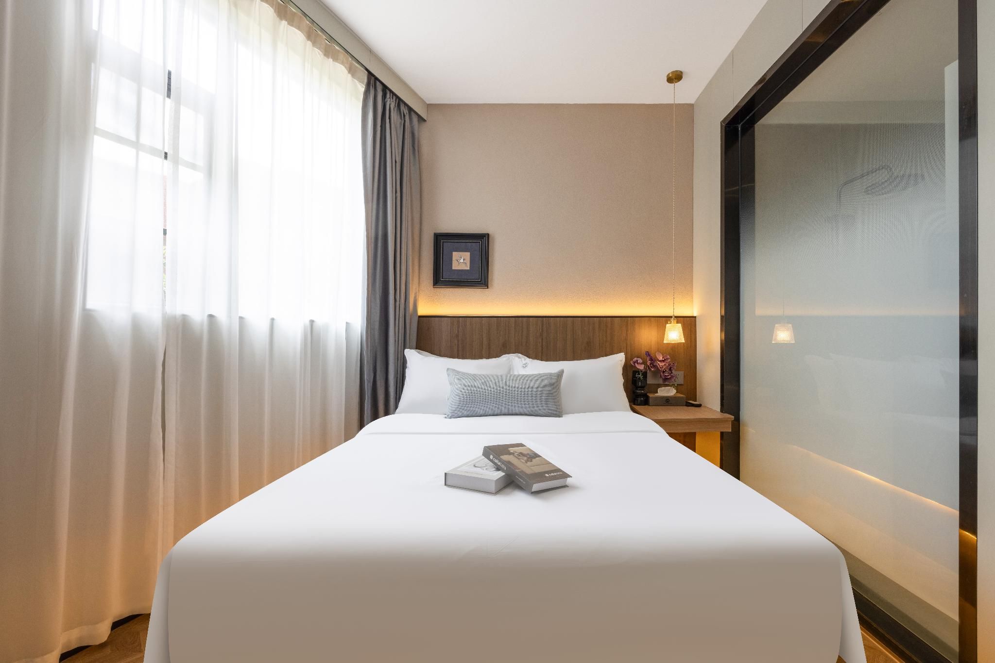 Superior Queen Room