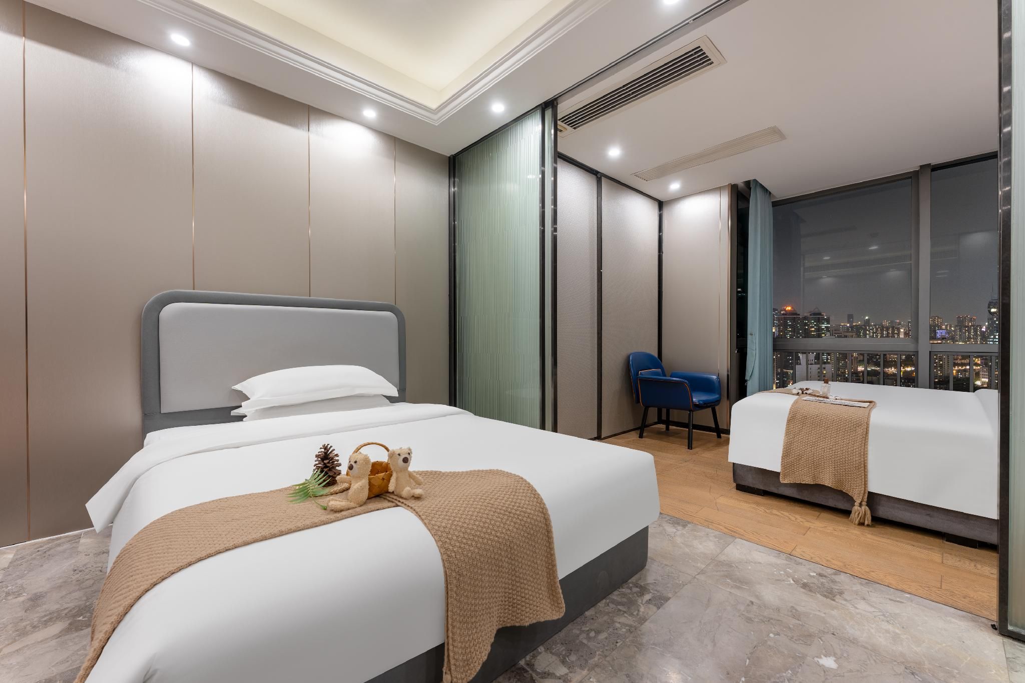 Executive Twin Suite