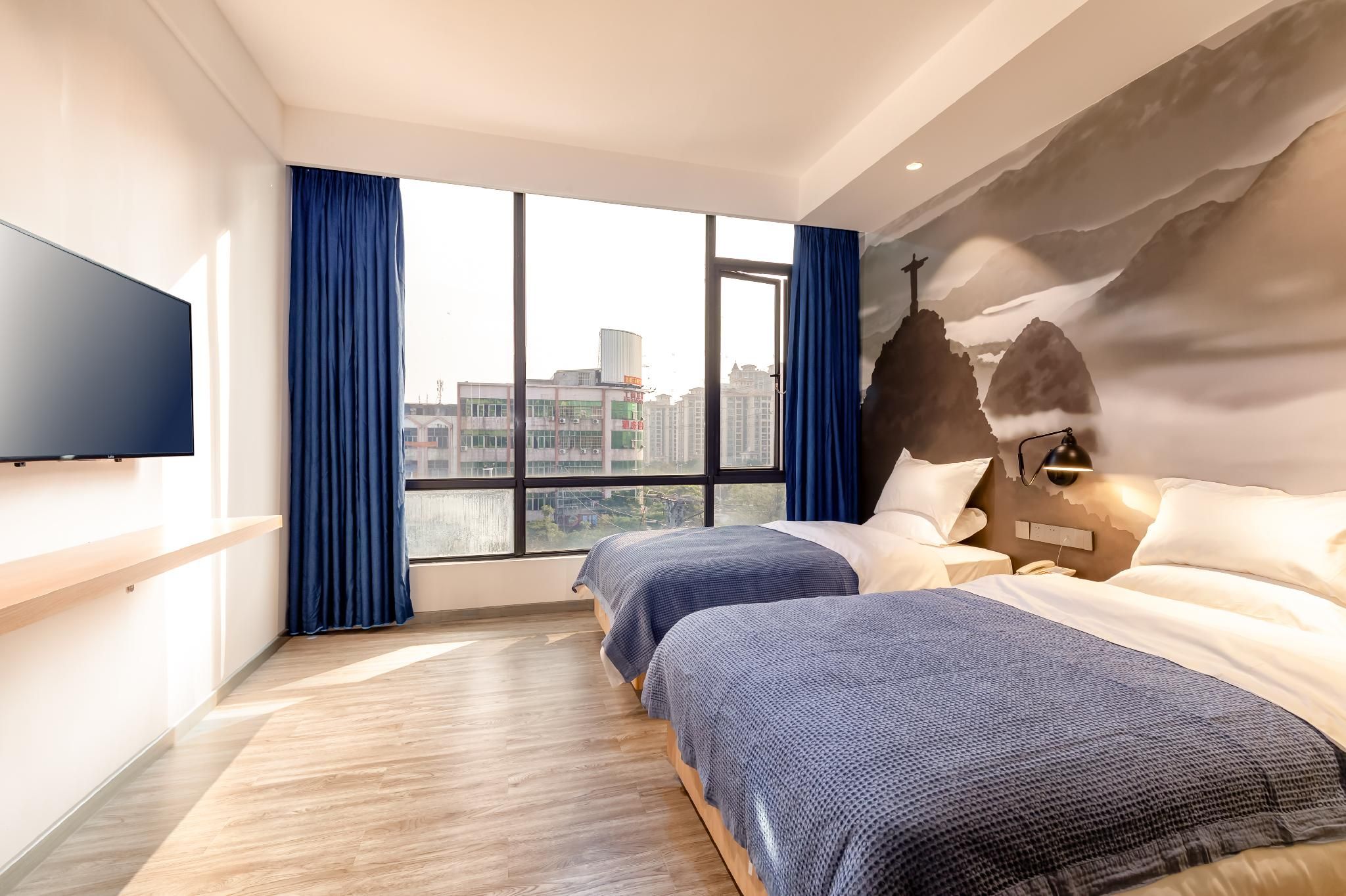 Standard Twin Room - Non-Smoking