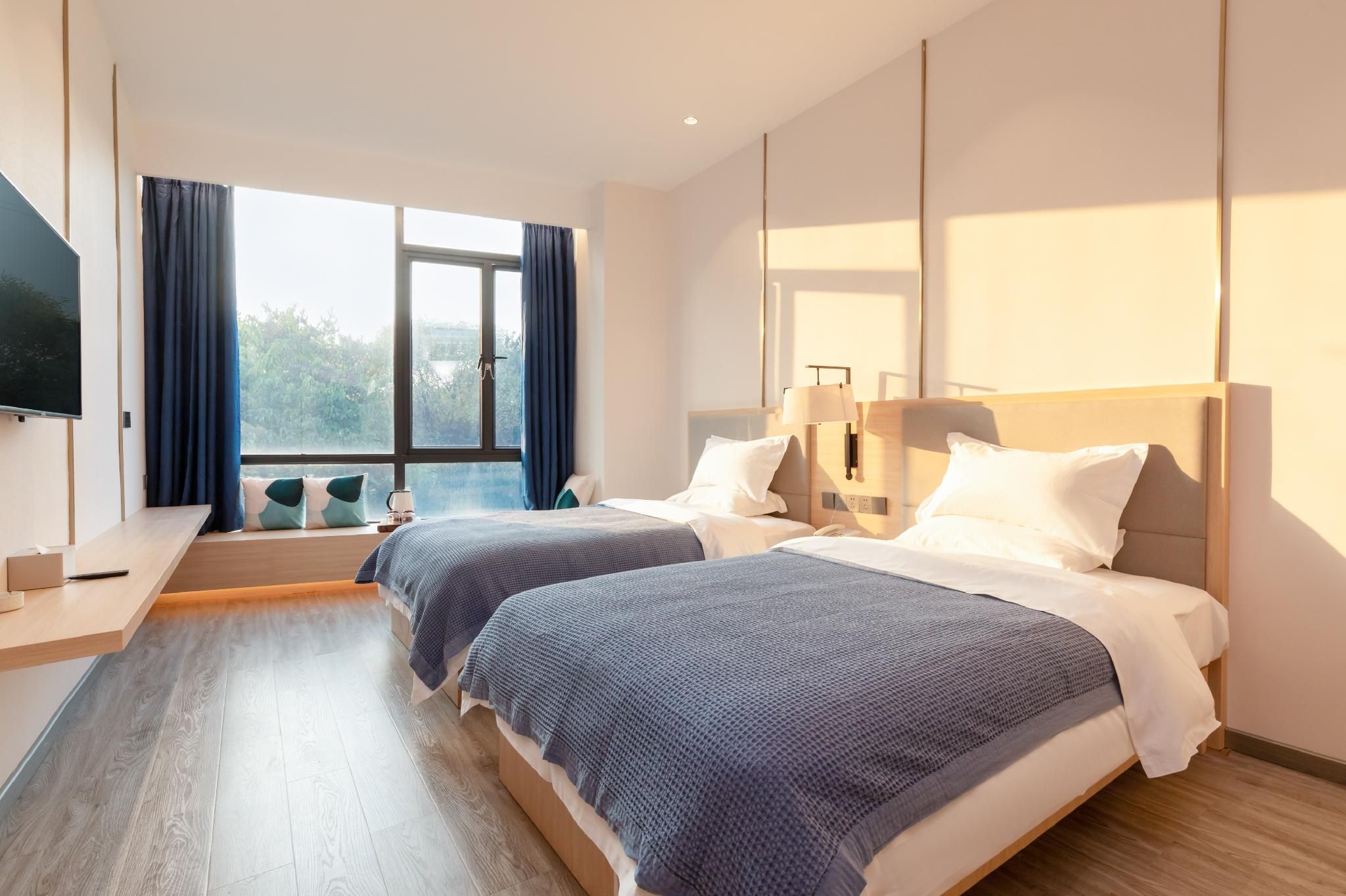 Superior Twin Room B
