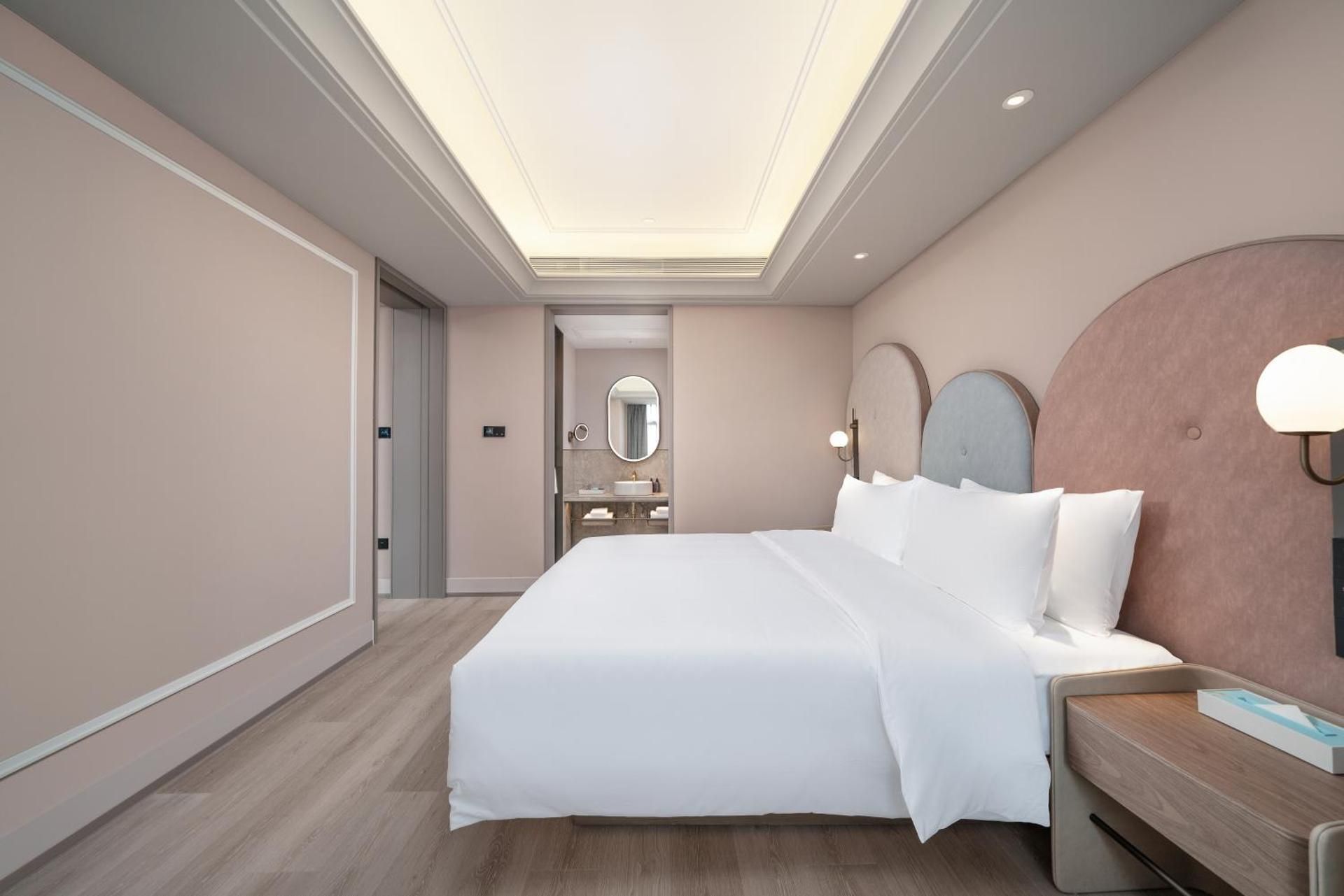 Executive King Suite