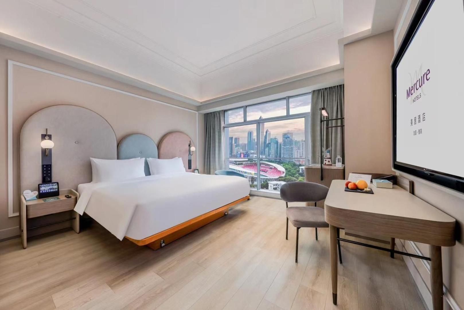 Superior Room with one King-size Bed