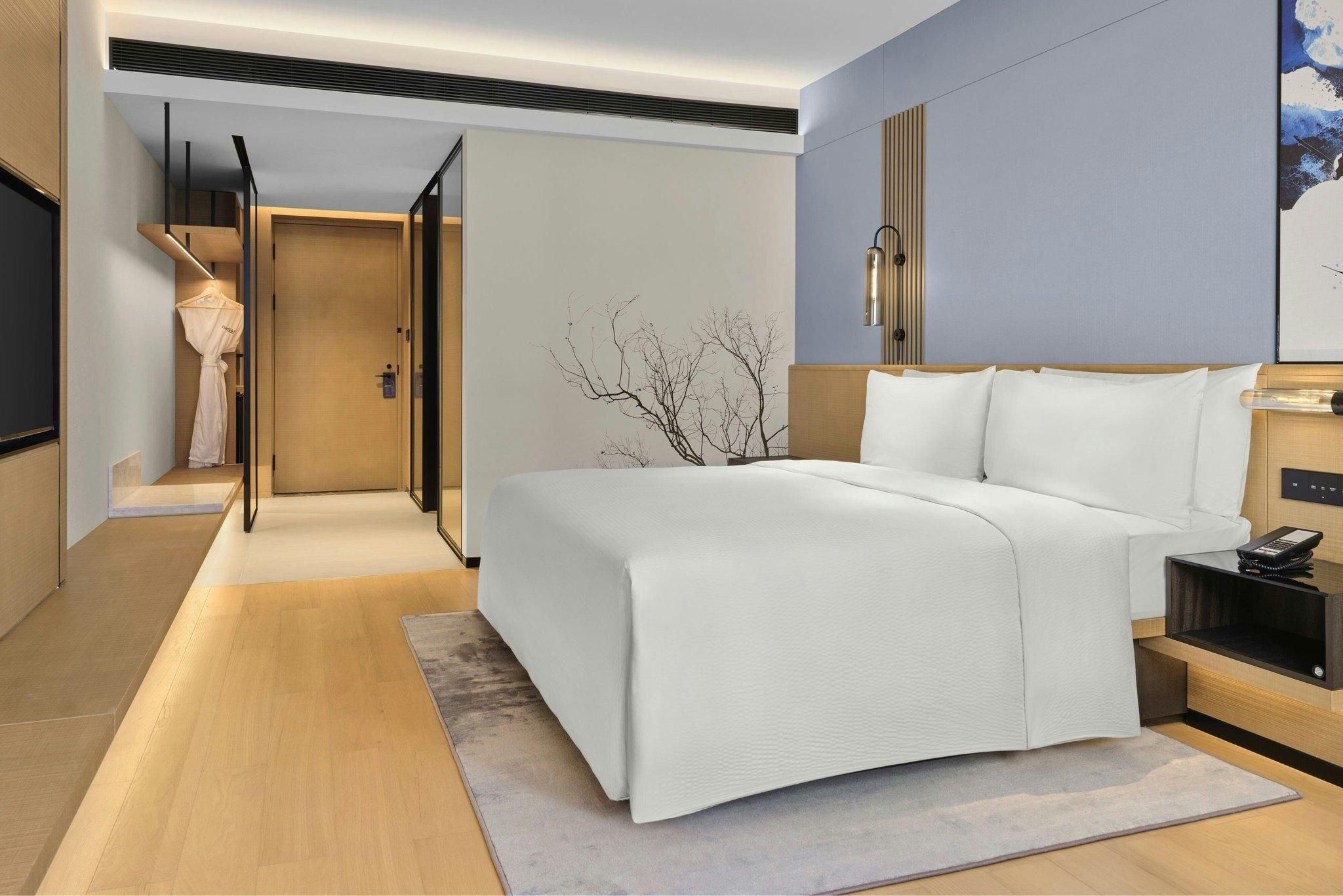 Superior Room, Guest room, 1 King, City view