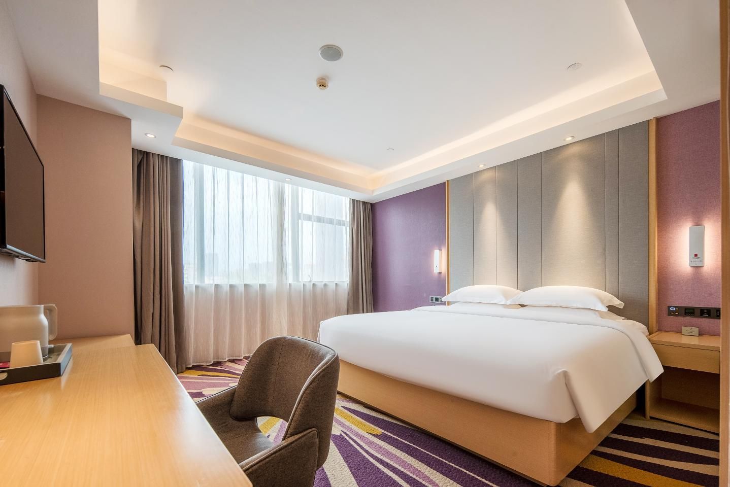 Comfort King Room