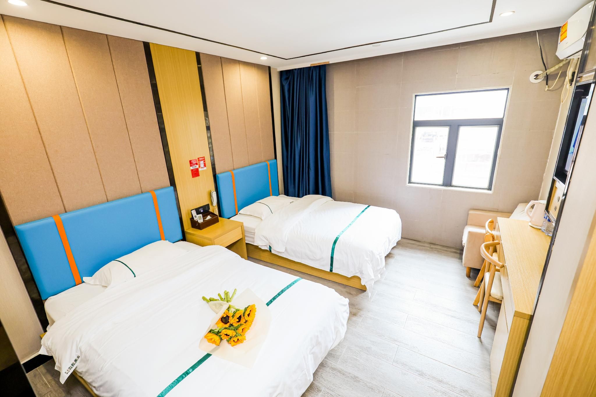 Twin Superior Room