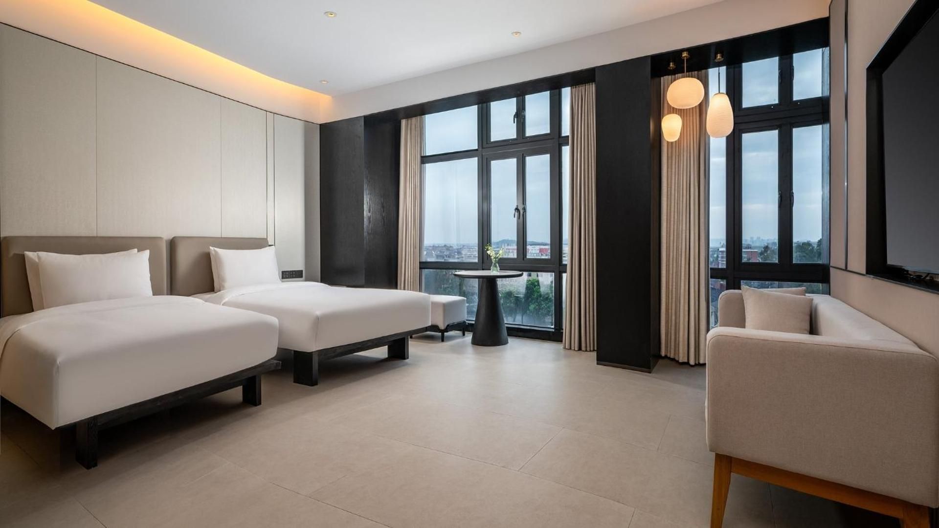 Suite with Two Single Beds and Bath