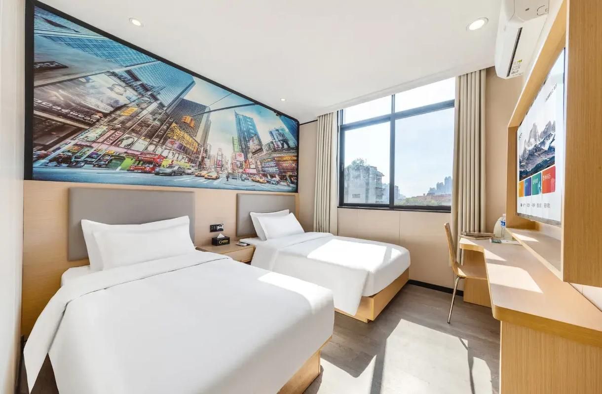2 Bed Twin Superior Room
