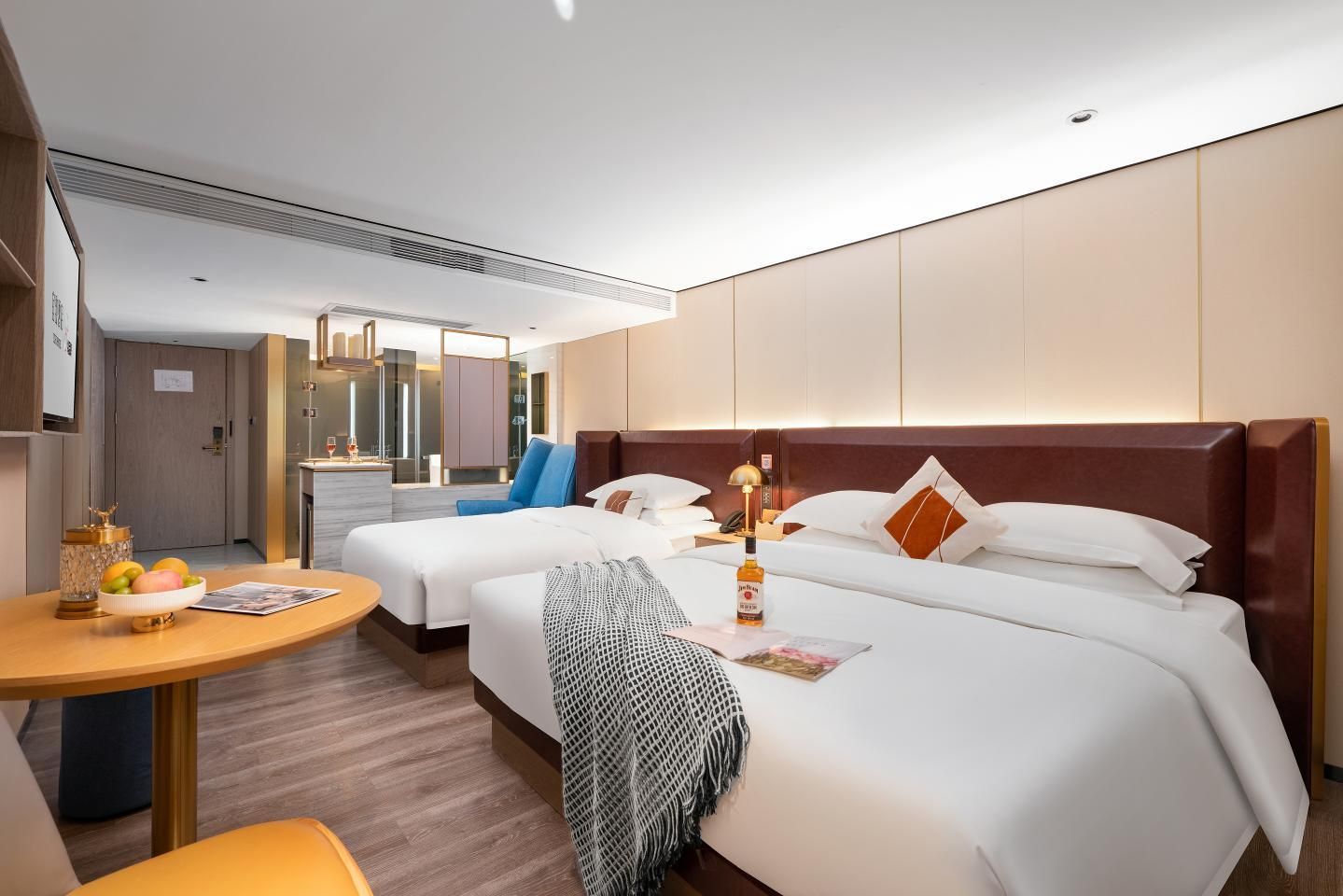 Dossen - Family Room