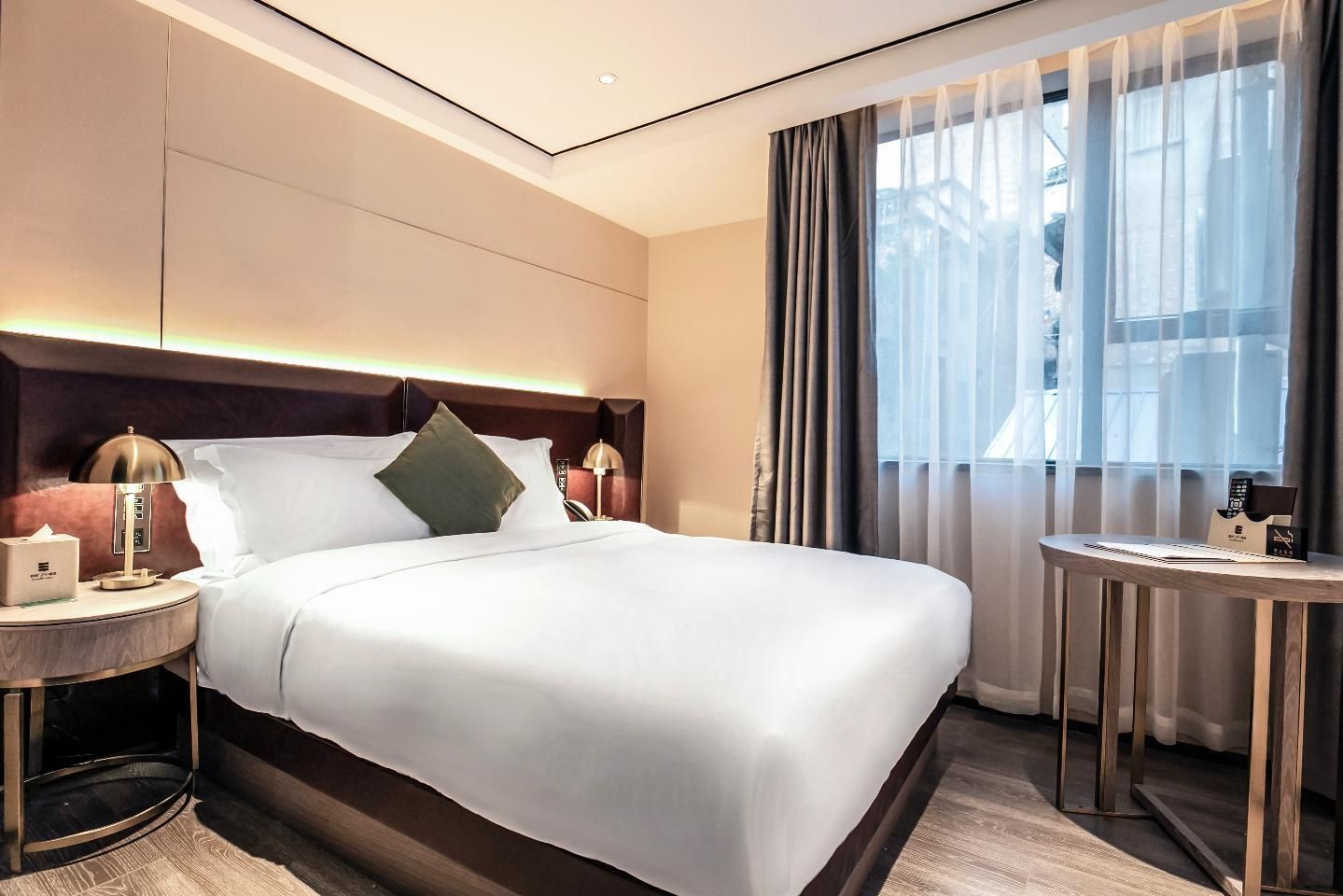 Dossen - Special Offer Intelligent 1 Bed Room