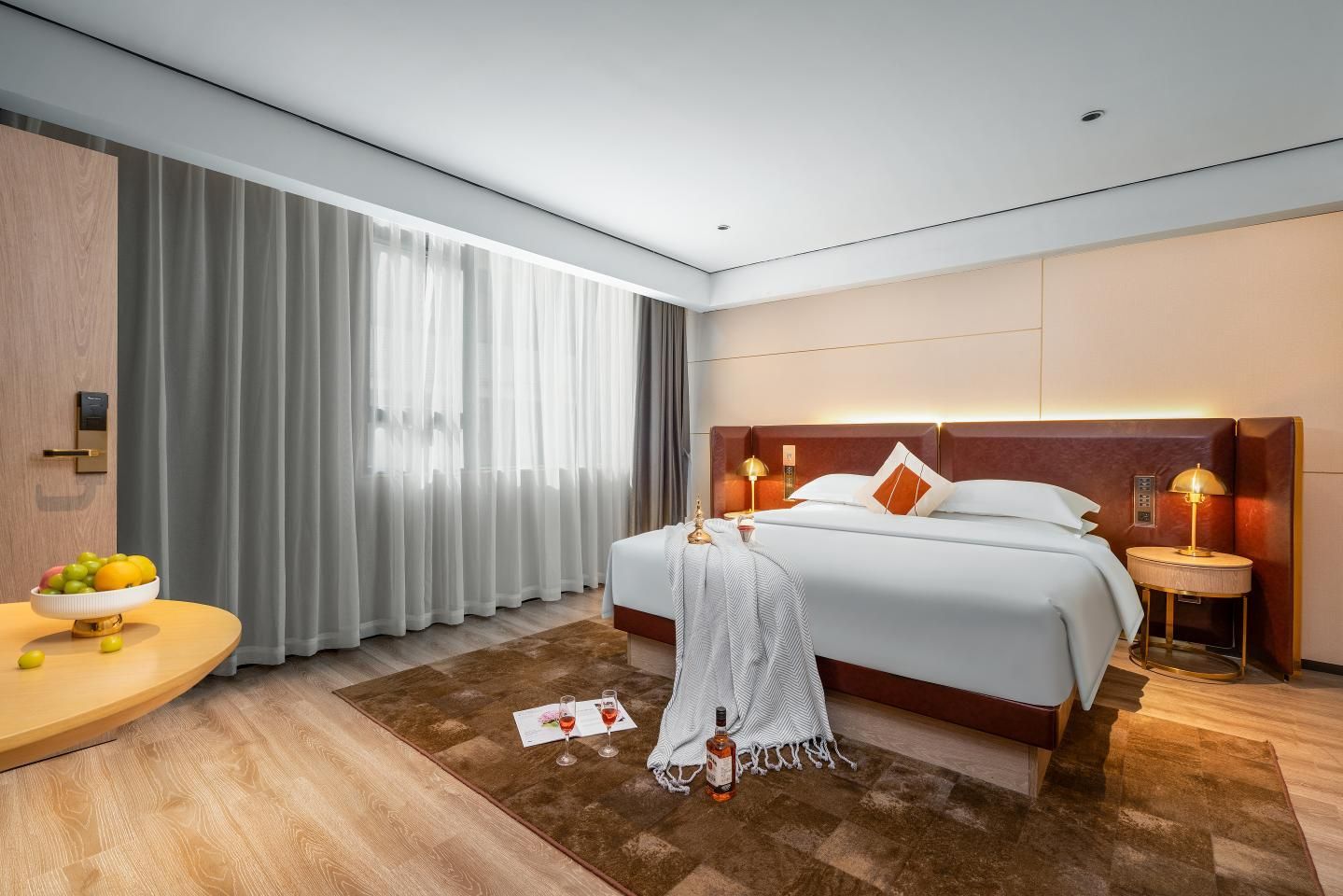 Dossen - Executive Suite