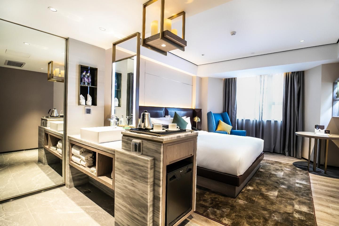 Dossen - Business Bed Room