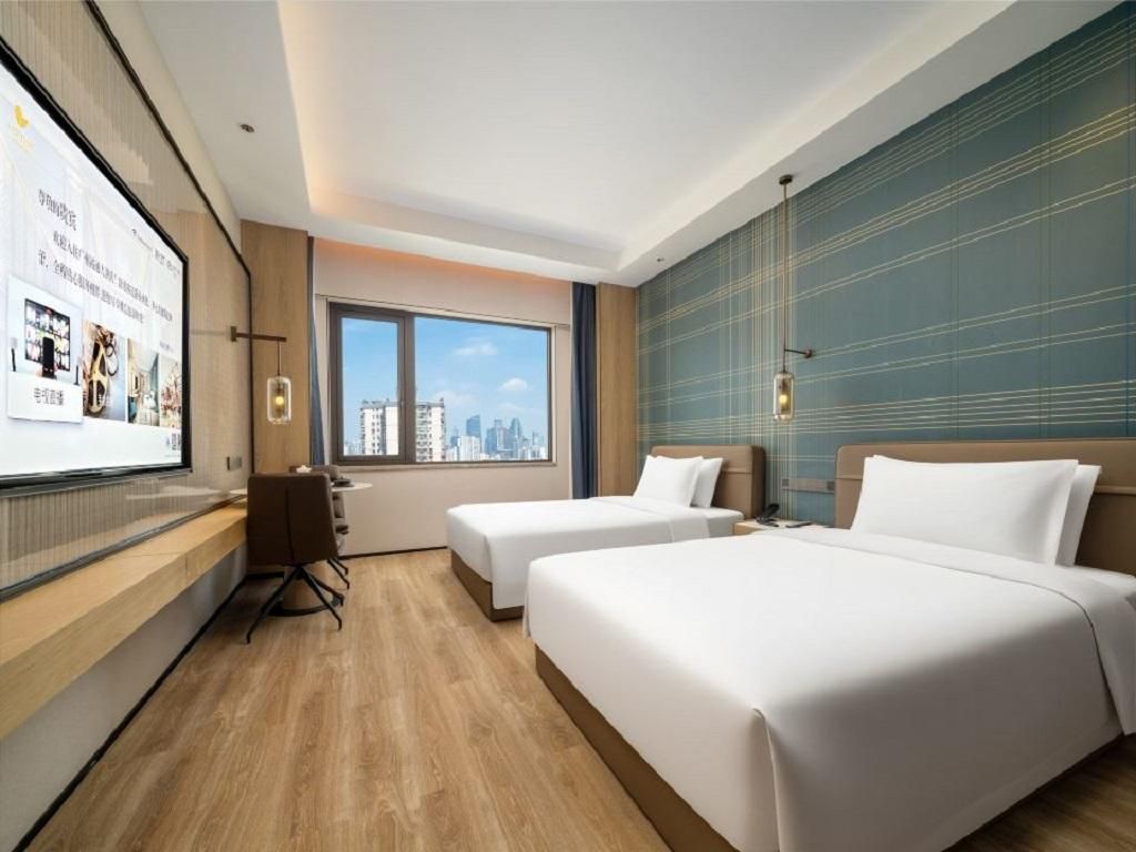 Premier Twin Room for 2 People - Non-Smoking