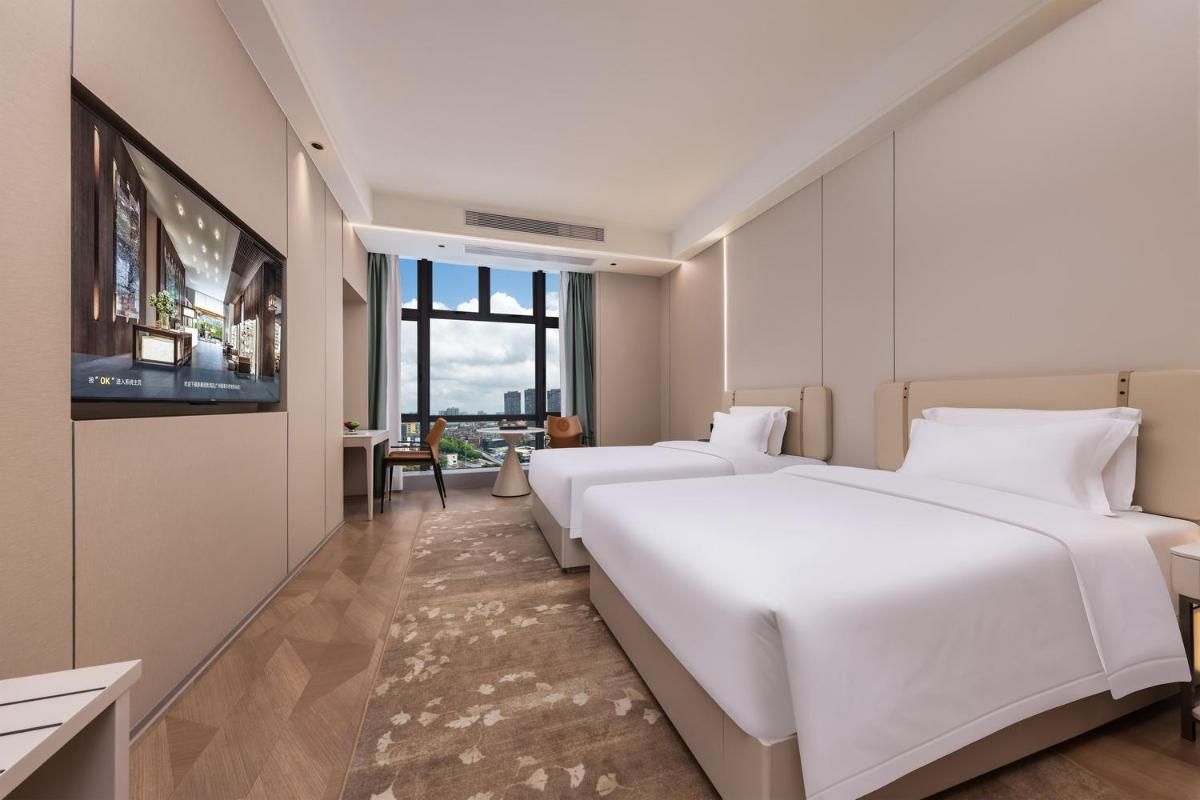 Yazhi Twin Room