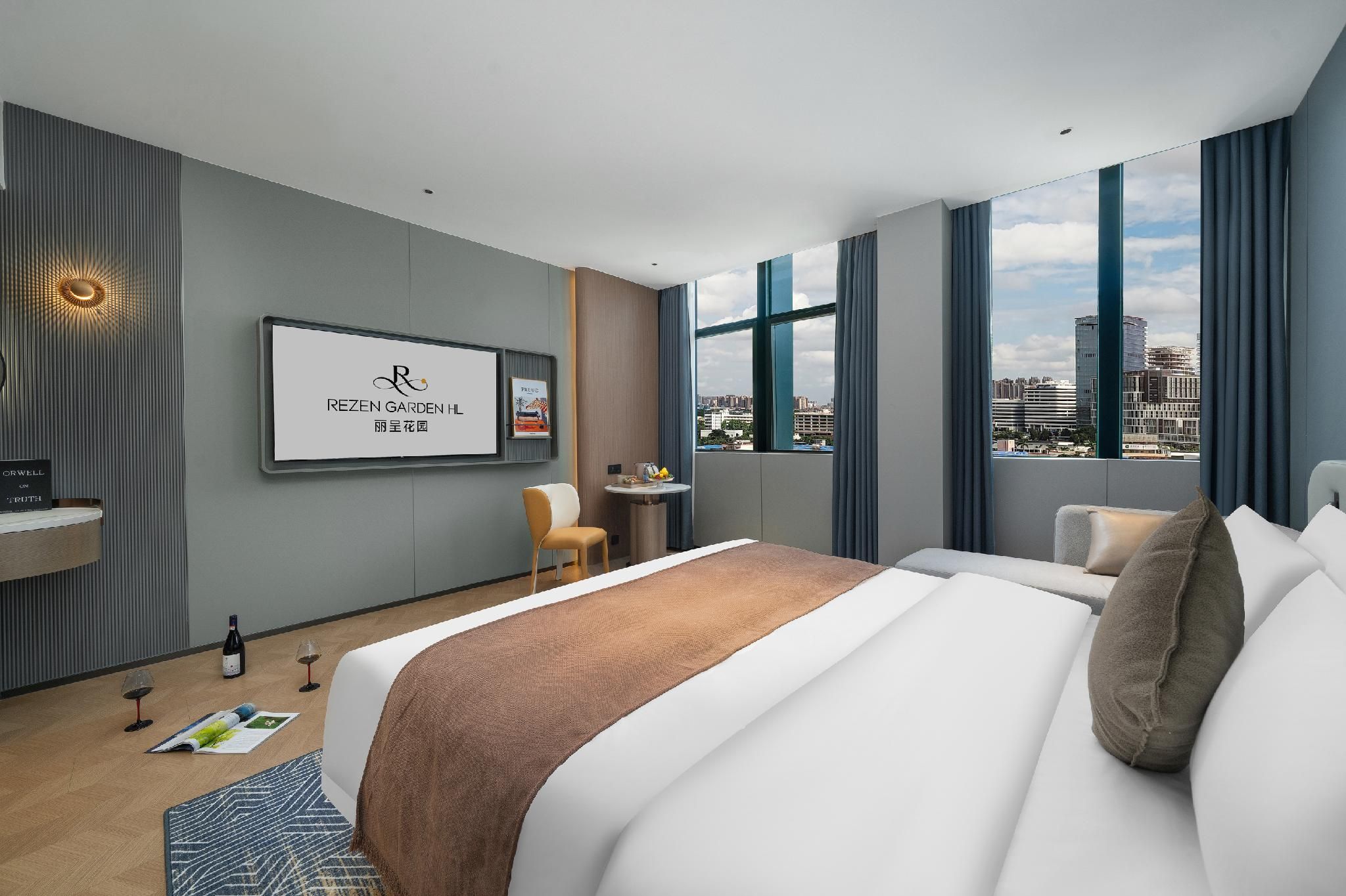 WH - Deluxe Bed Room