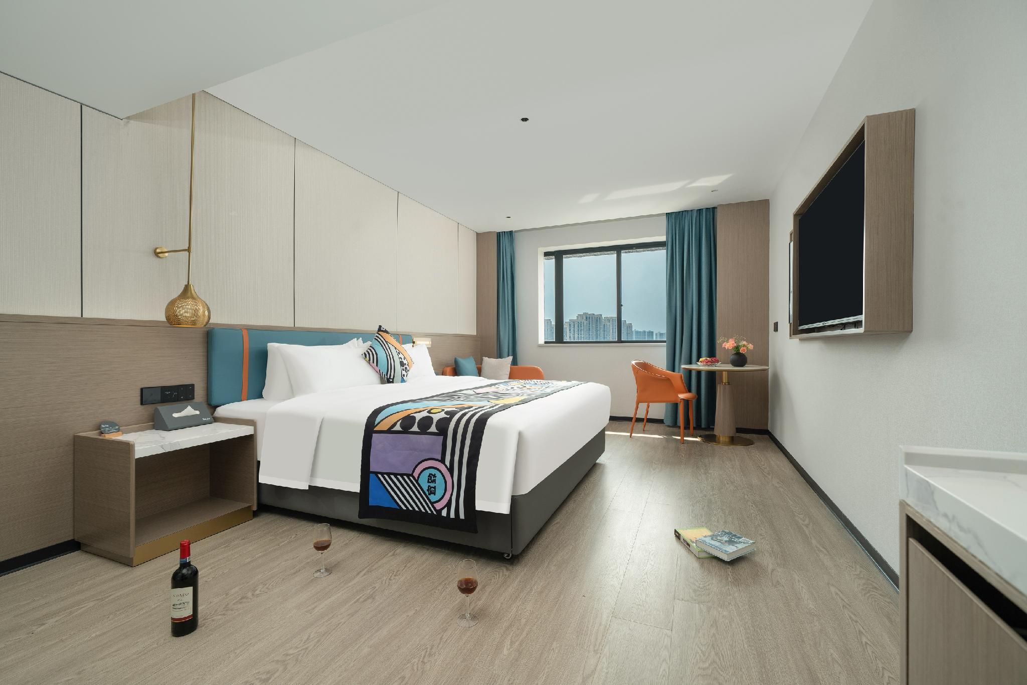 Business King Room