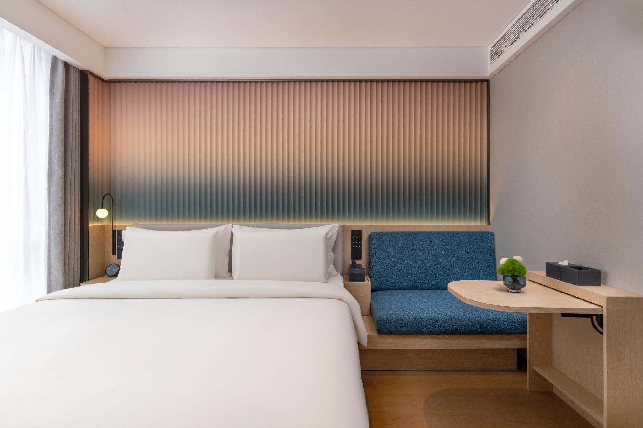 Dreamless King Room